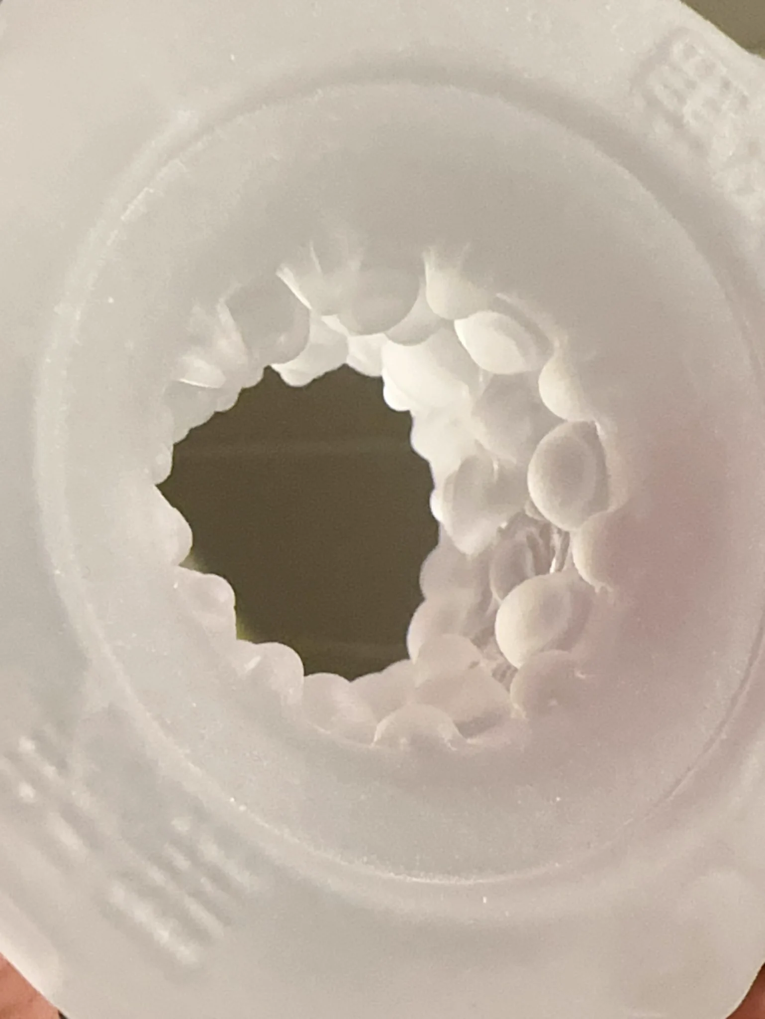 轮胎二代出来了，这样拍也太涩了，晚点给你们拍个对比视频详细说说。 https://t.co/Rs69rNgGr1