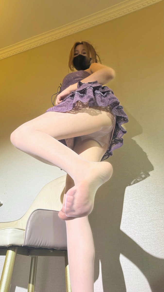 被姐姐踩过才会知道到底有多爽！

@KawasawaSen 
@ToBulaer 
@ToBulma 
@BulmaList https://t.co/ECYWaMLmai