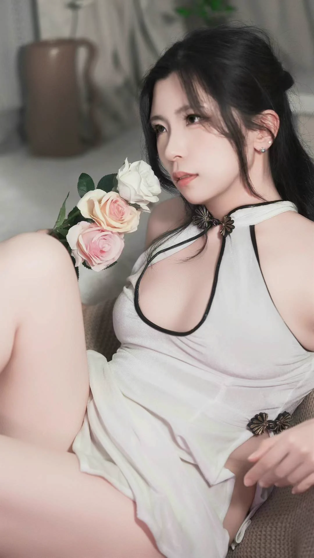 折得玫瑰花一朵，凭君簪向凤凰钗 https://t.co/4KXX0kn8Ra