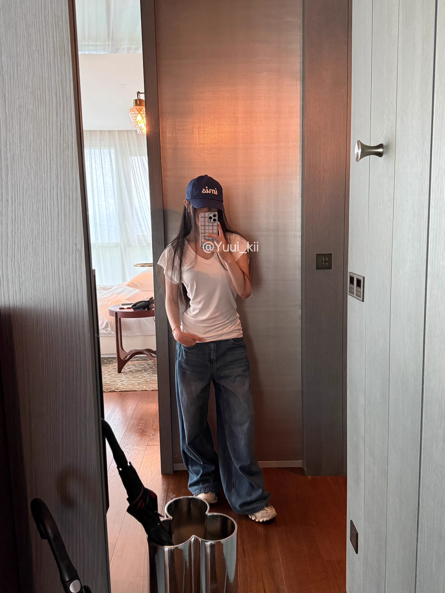更新个春季约会ootd
（为什么没更夏季是夏季还没出门过😵‍💫预售的小裙子也没发货😵‍💫）
和想象中不一样吧！ https://t.co/jh4hmP1fEx