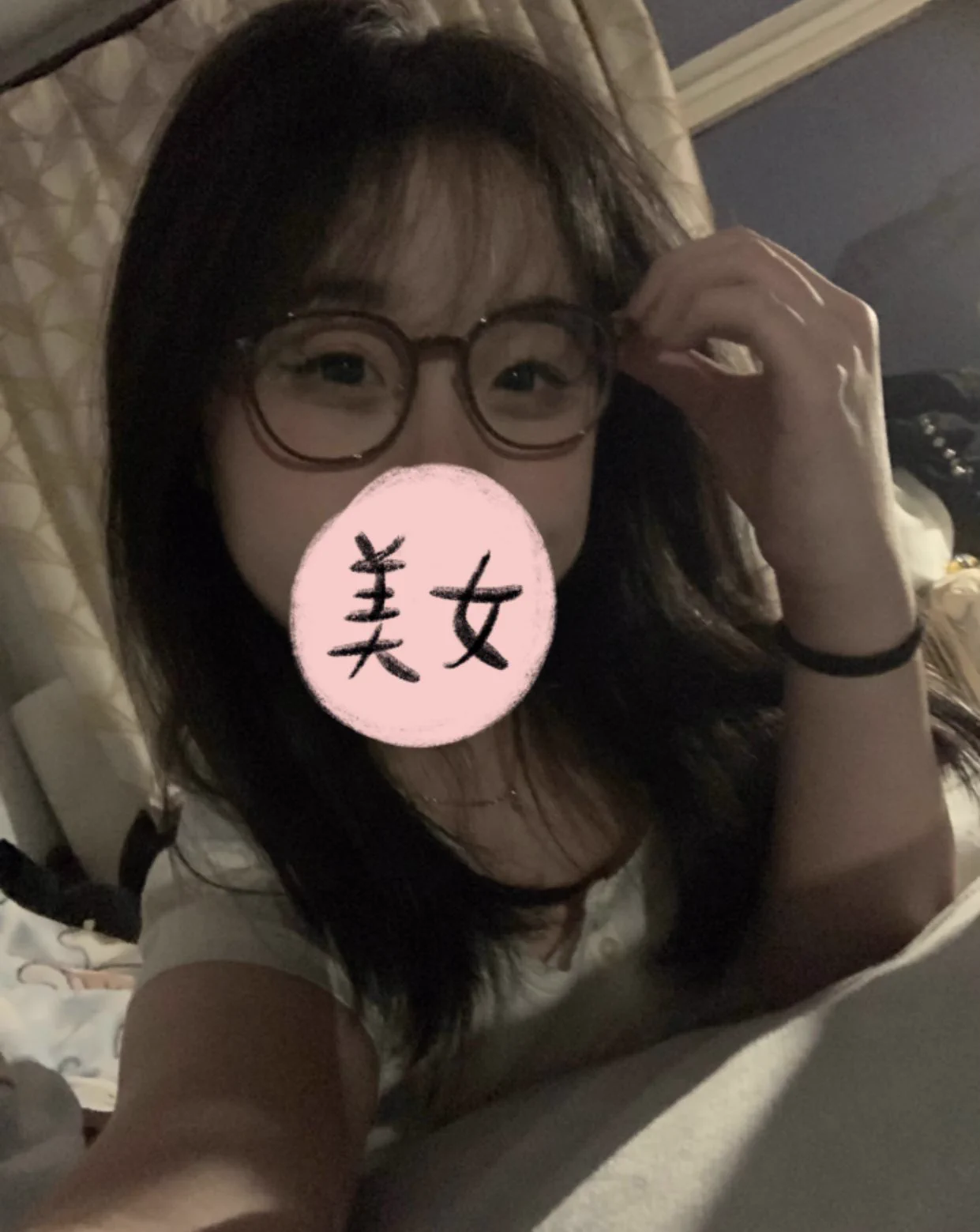 我新买的玩具已经到货了，晚上可以玩玩具了，你们要听娇喘吗？  你们要听娇喘吗？ https://t.co/yelk2Wc1PE
