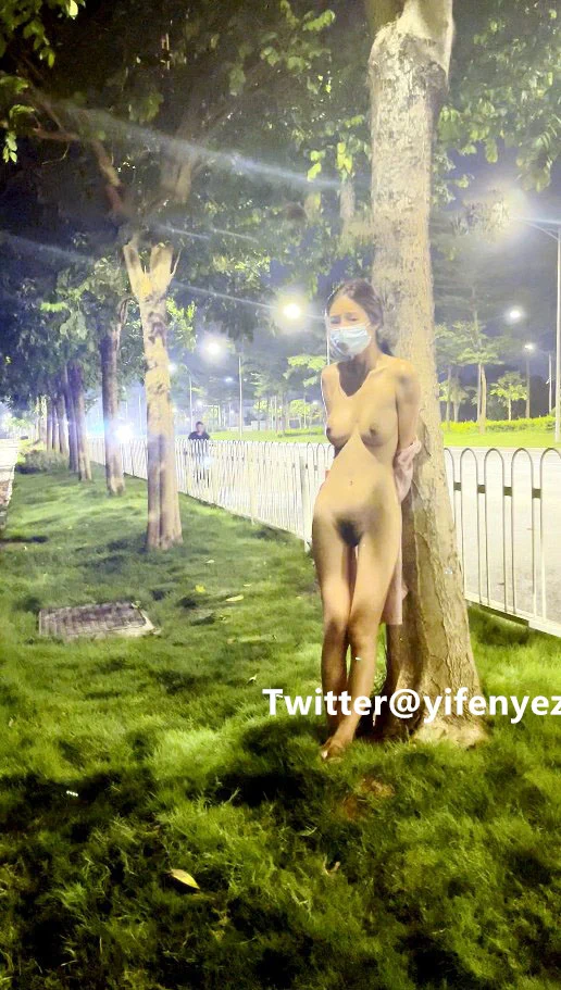 夜跑河堤，汗水让衣服贴身了，你喜欢这画面吗？ 快看照片！ https://t.co/7pDNDHGKKq