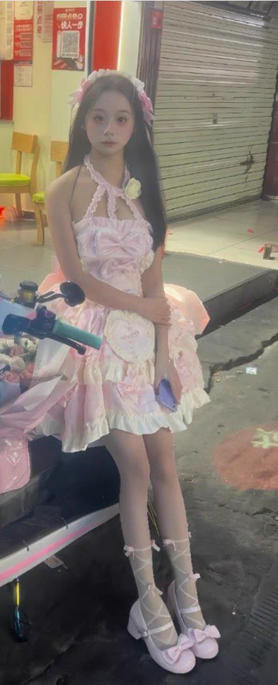 群友得吃返图，一个在宁波城中村创业的湖南妹子，很拽，像整个世界都欠她似的。四张就四张吧，奈何嫩啊小萝莉。#站街 #扫街 https://t.co/98w6Jqsh66