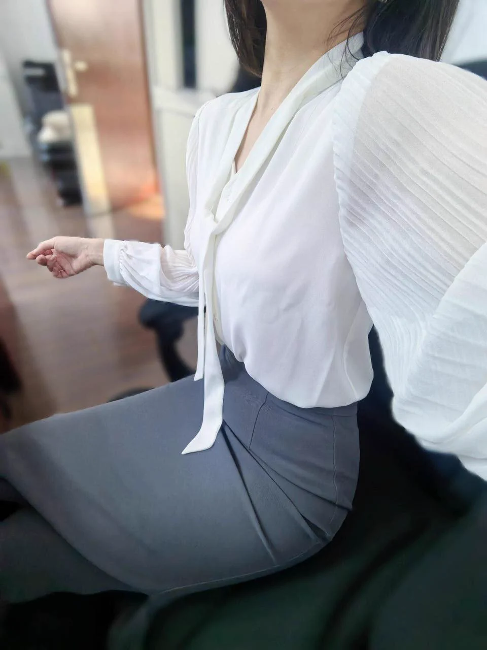 和客户对赌，如果我胜诉了他就必须支付律师费给我，如果我败诉了他就要操我小穴，哥哥们，怎么办，我失败了？🤣🤣 https://t.co/FDR9i2jqN7