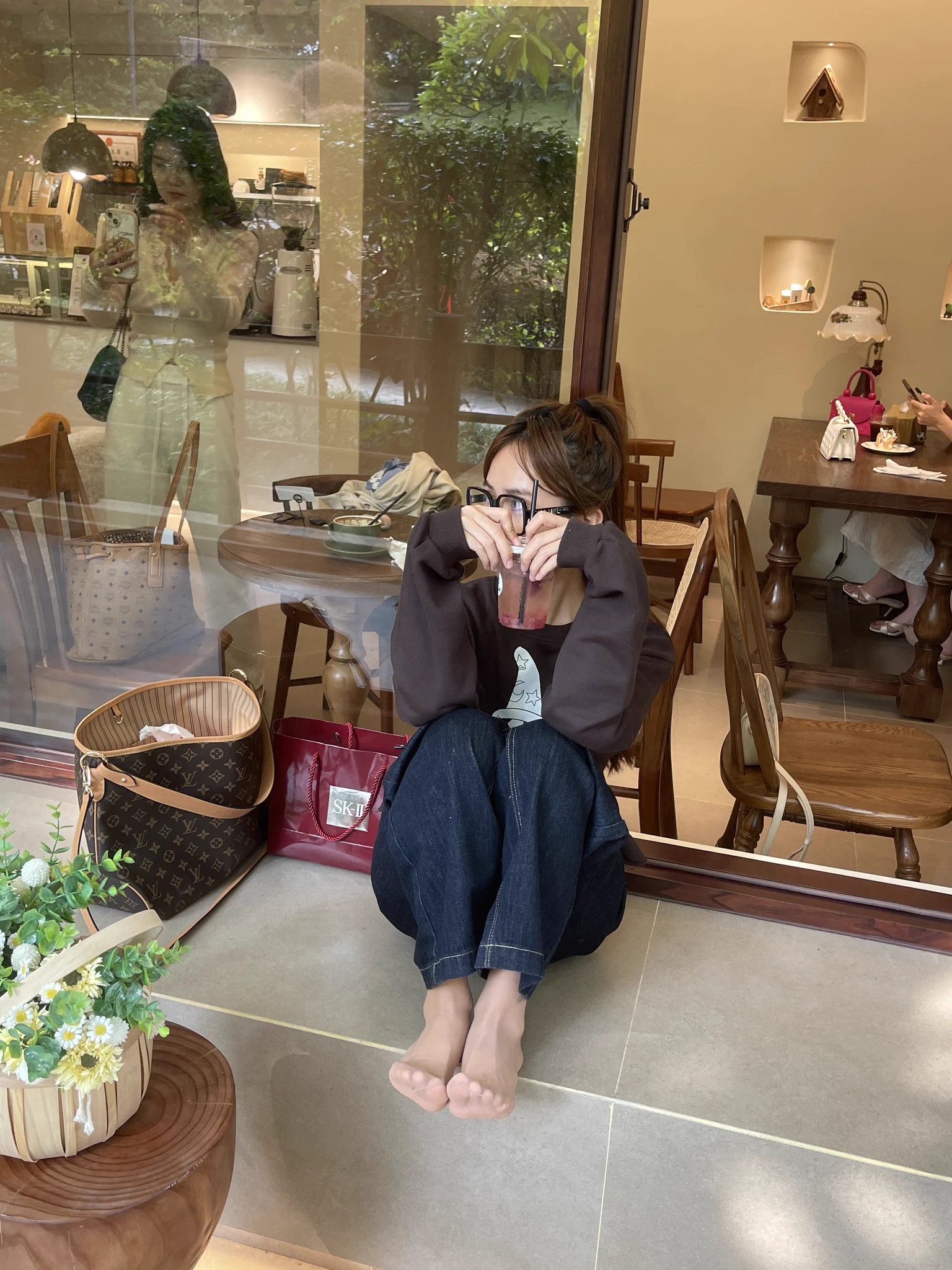 虽然薄但发现逛一天下来也还是有味道的

#原味丝袜 #美足 https://t.co/6bQm8hLdXa
