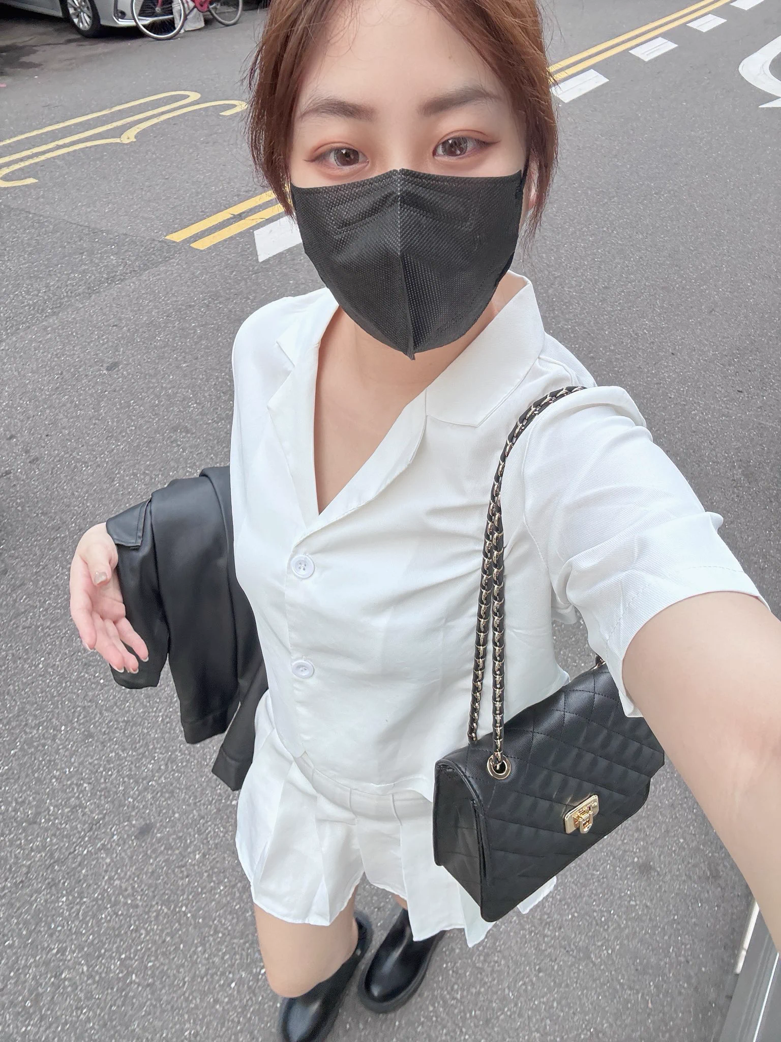 這樣走在路上會被看光嗎～😉 https://t.co/lWMEkp72Pk