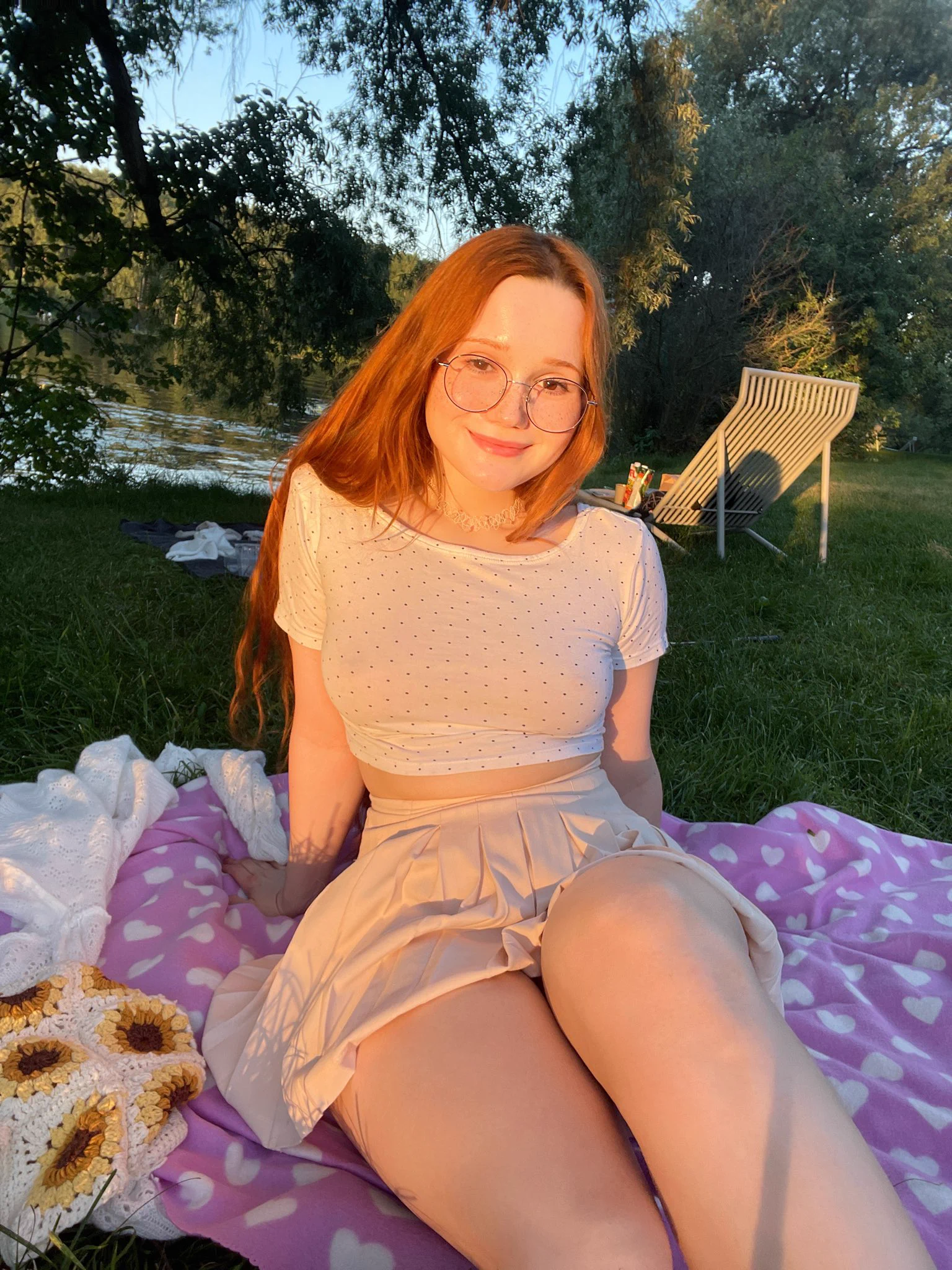 Do you wanna go on a picnic with me? 🧺🌞🥐 https://t.co/azPpqxBp18