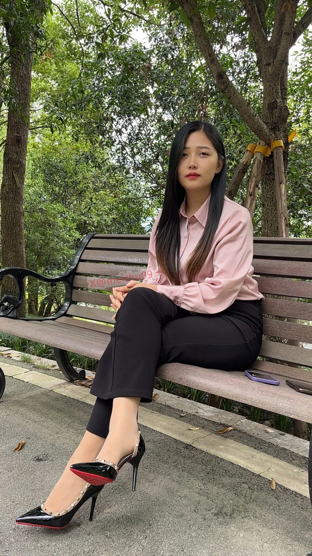 那个非得打开你的心门的人，如果不是心有灵犀，那么，一定是心理医生。 https://t.co/Zen2ddwNVY