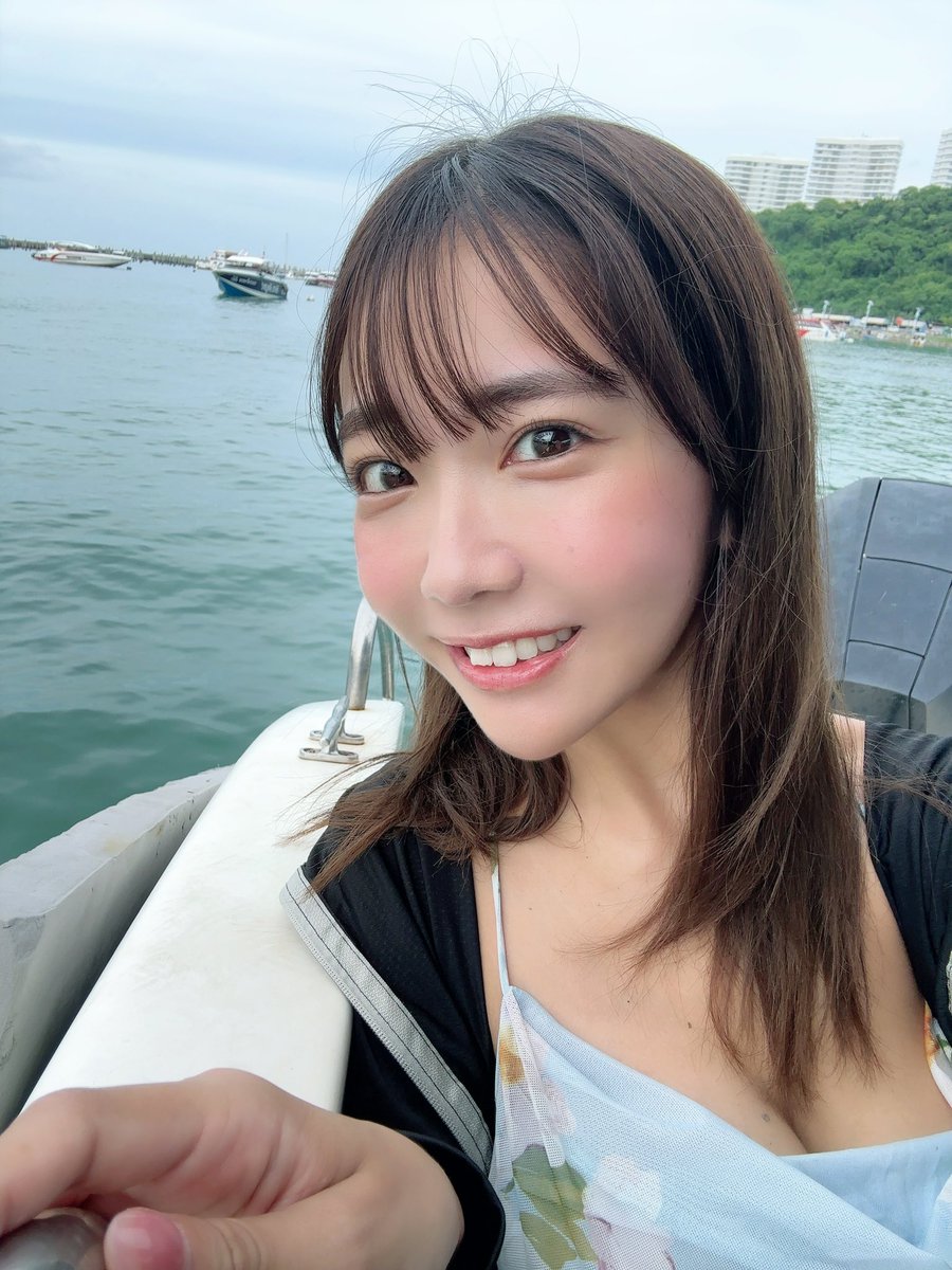 今日はタイのボート乗った🚢🇹🇭 https://t.co/HlWgENJBXH