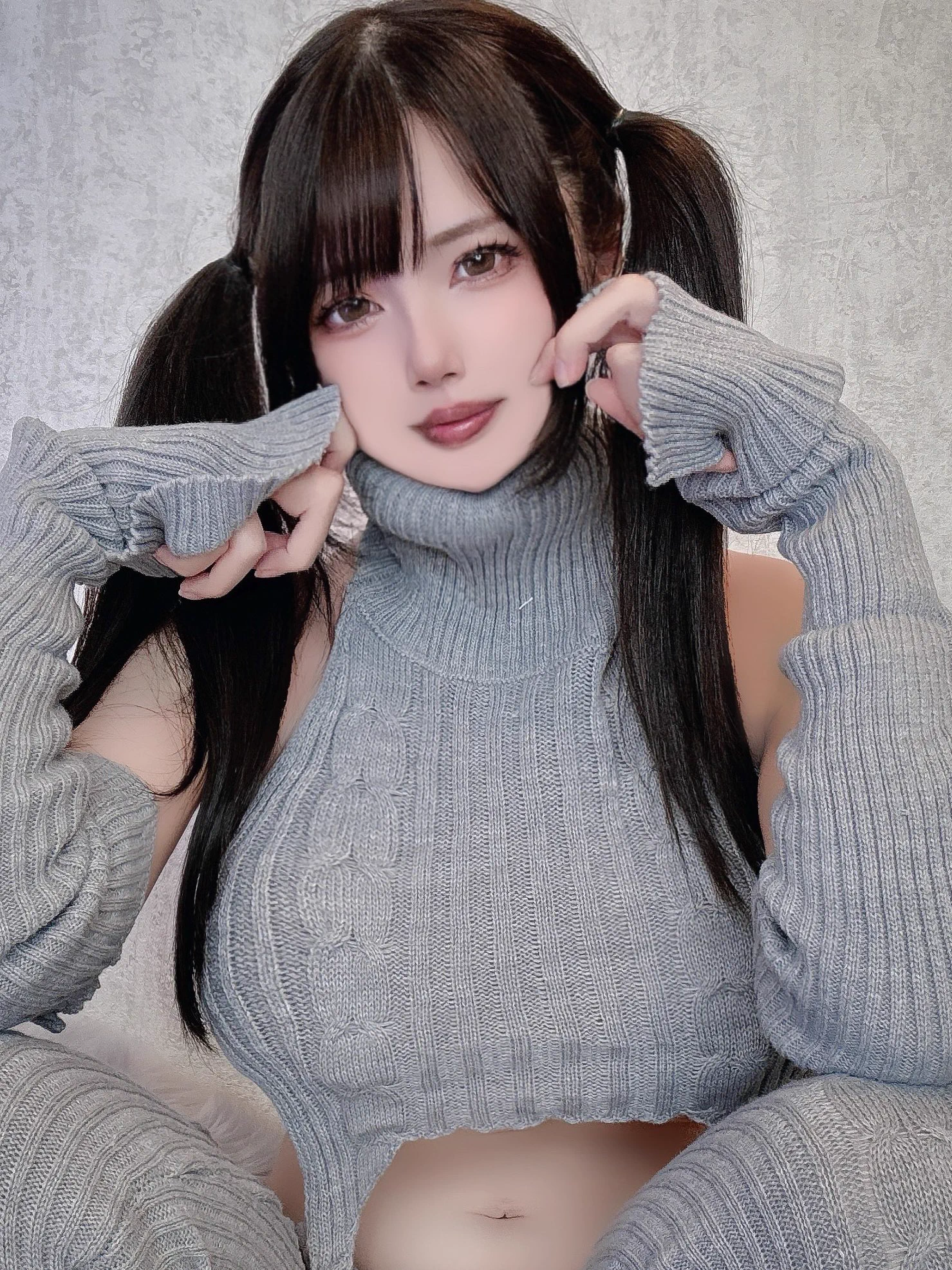 大胆なニーーーット🧶🩶

https://t.co/ei5hKOzRD5 https://t.co/N7g1YpPIZK