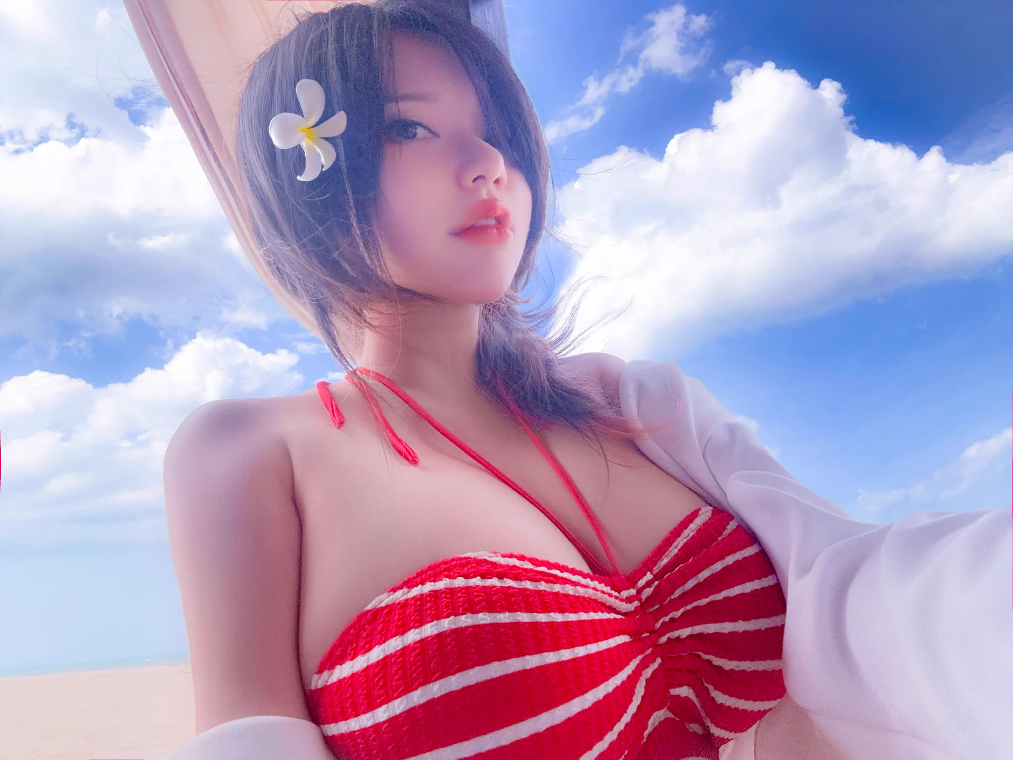 I dunno why but i love this photo 🥰💗

#SummerVacation #Selfie https://t.co/iBAqrsO53G