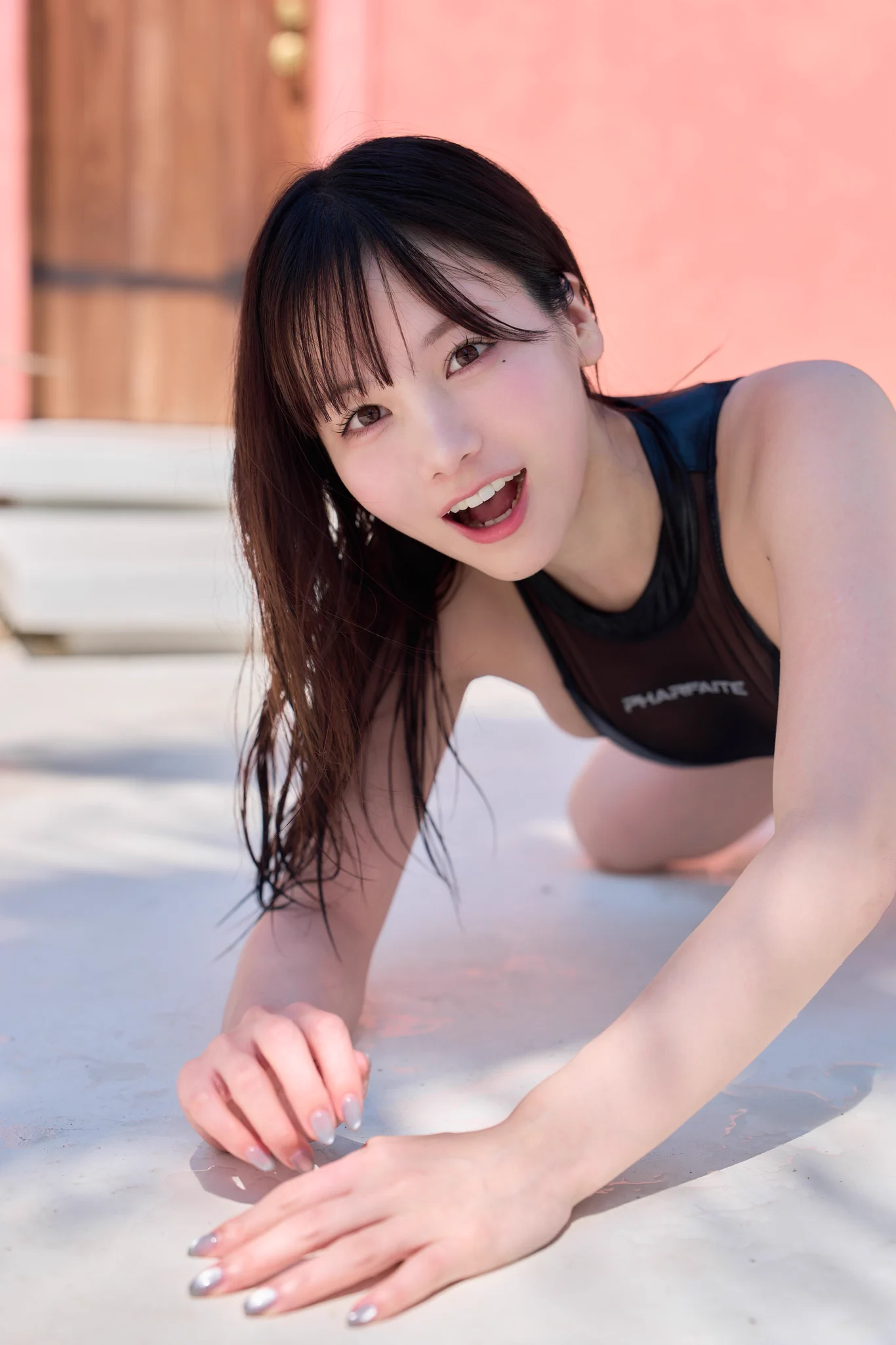 撮影中ダンゴムシ見つけた時の私 https://t.co/lYX6XklfeZ