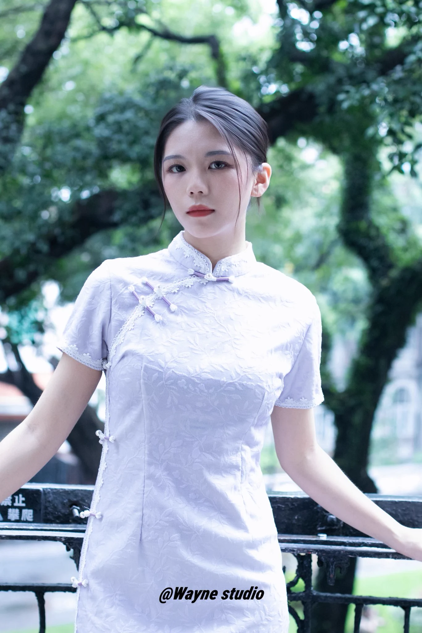 我爱拍旗袍，有没有人找我拍旗袍

📷：@qianduoduo_veno 
投稿：@wqganenshi_ 

#广州约拍 #互勉约拍 #旗袍 #姐姐 https://t.co/ev03O8vcvq