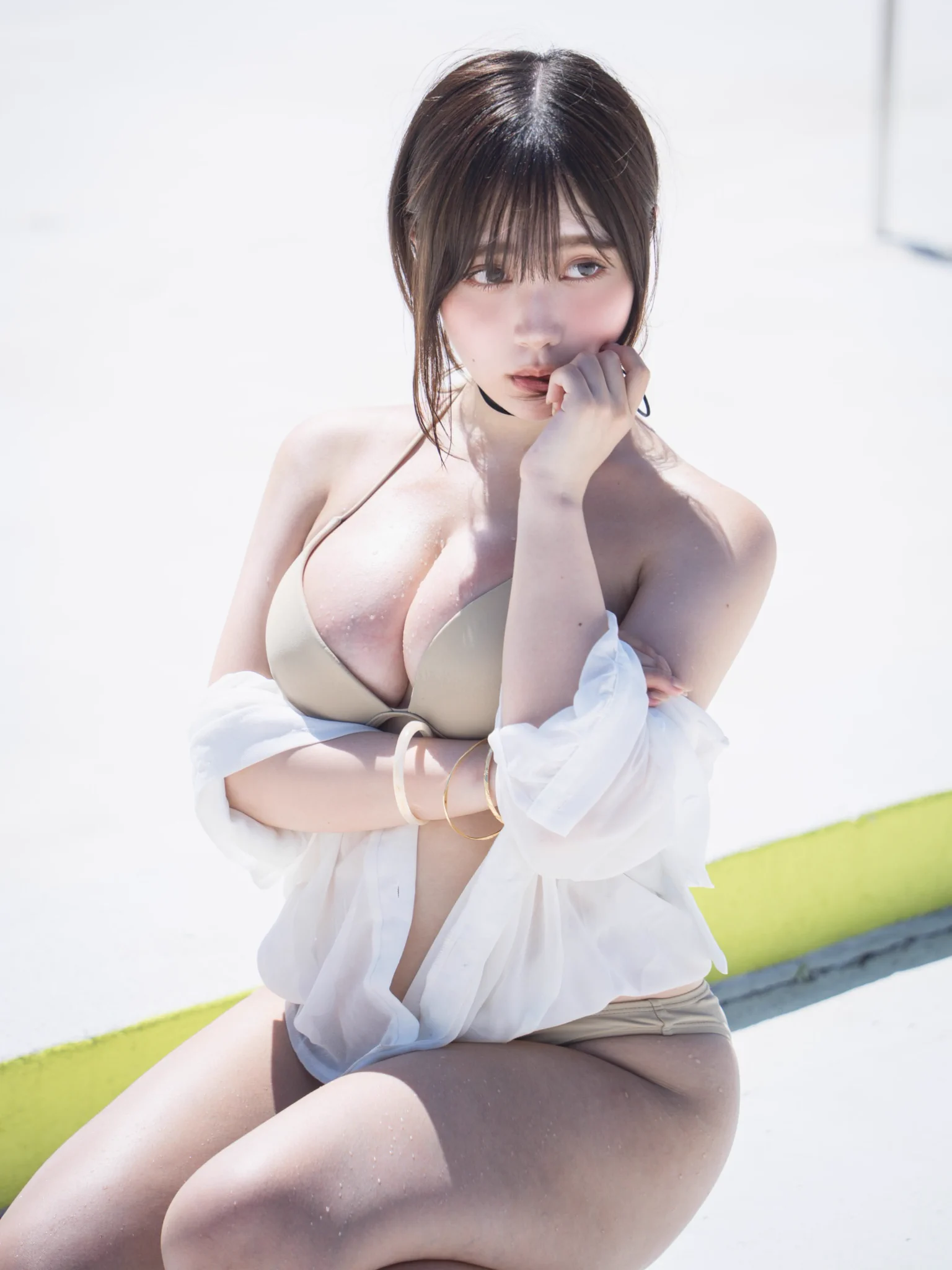 シャツが透けちゃった https://t.co/NiP7PjBLGW