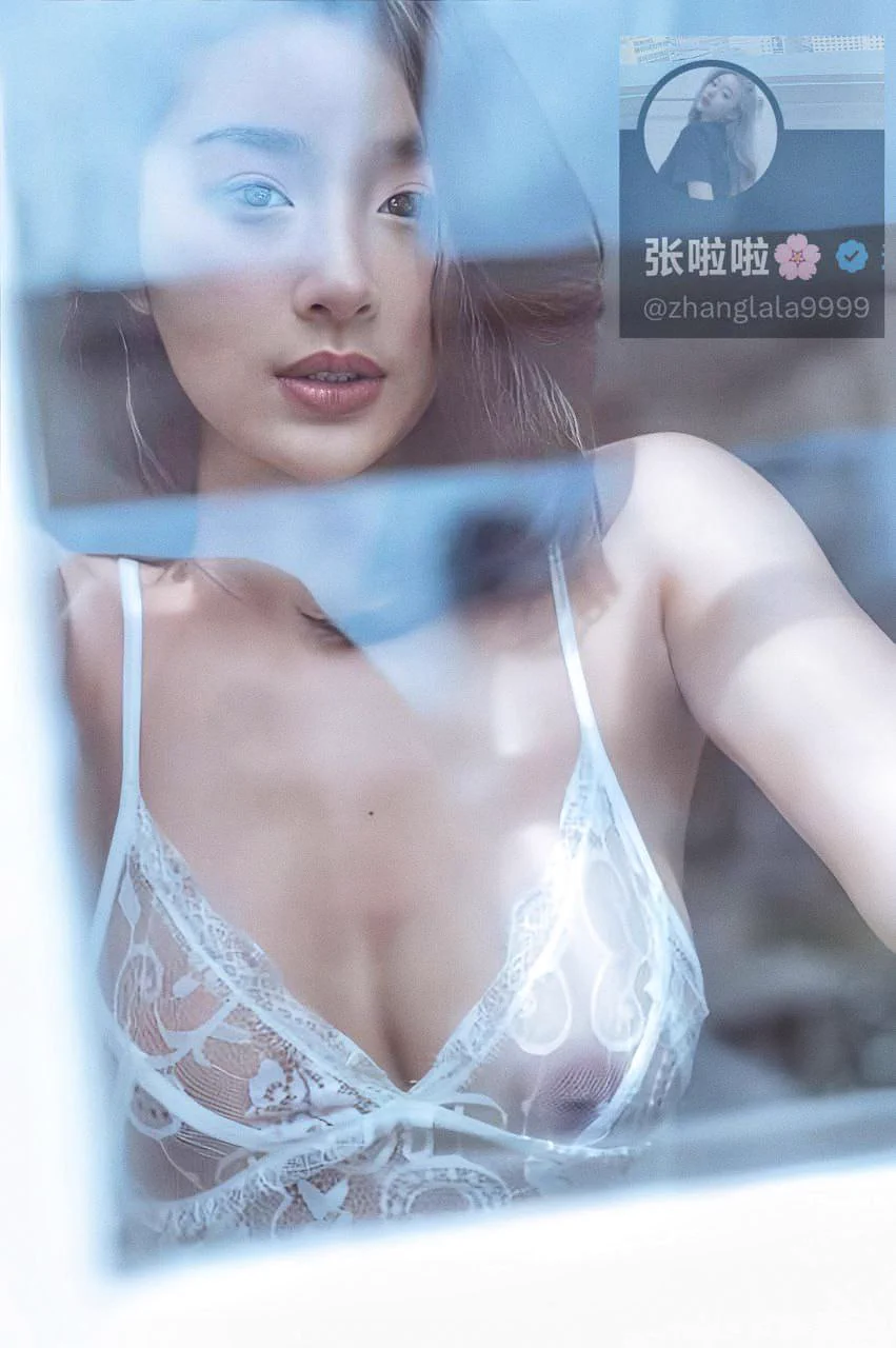 这样的姐姐性感吗？想隔着蕾丝内衣吃奶吗？ https://t.co/cQMPT7SItQ