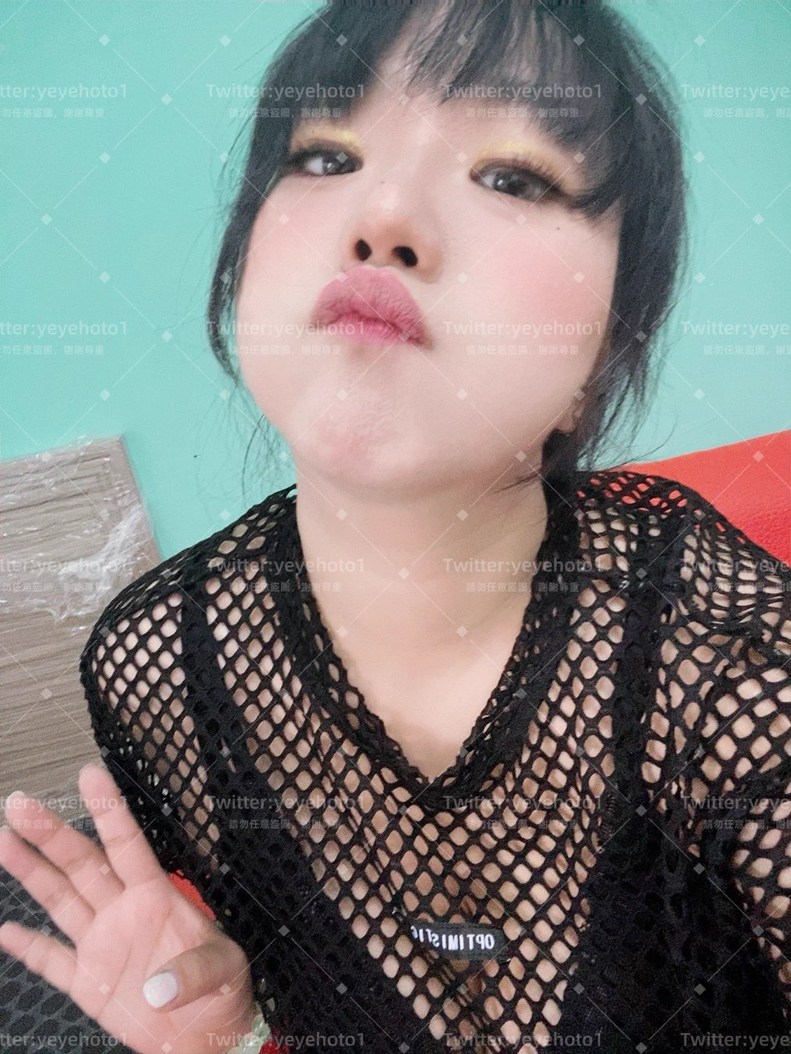 每次我看到廣告
我跟我老公結婚很久了
沒激情需要XXX喚起慾望
我內心os 男人又不是吃素的
把自身保養好活得有價值
熊貓🐼先生看了也爽
#拒當黃臉婆
#早上剛餵飽自家熊貓
要吃也要養 https://t.co/ir8AS6VBXf