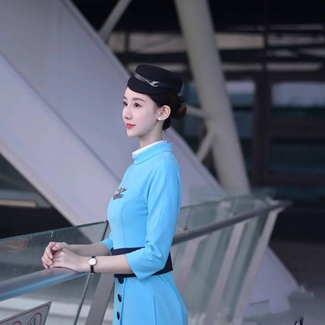 上海 萌萌兔 静安 硬5 温柔兔

    厦航空姐🦜 0整 
🈲️🎩纯天然无整气质型
175cm/00年/🐻D
🥢腿 A4腰
标准S身型
🔹配合度 百分百 懂事听话
🔹性格温柔 超级女友feel
🔹高情商 高素质 高颜值✨ https://t.co/7DMFK4IxL3