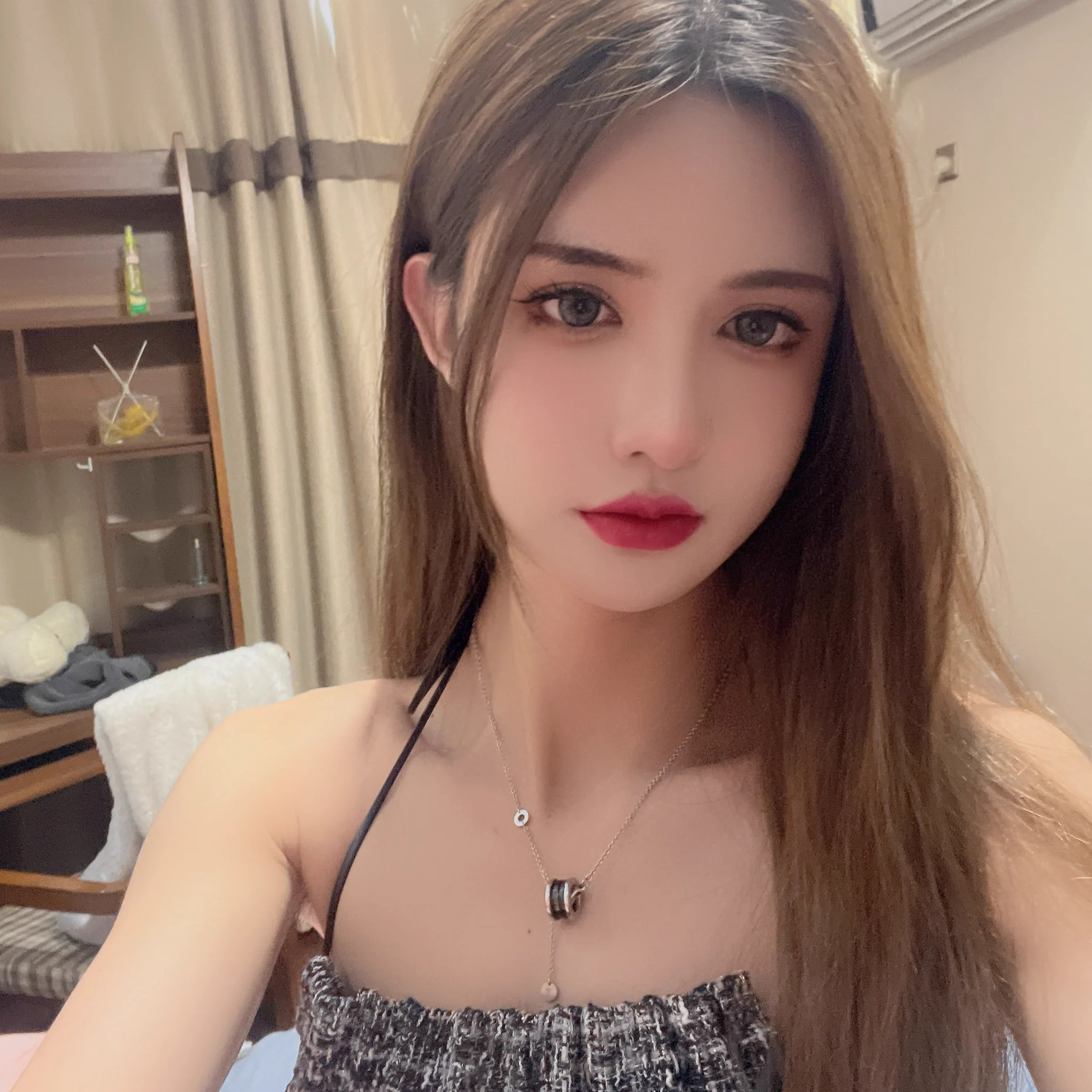 苏州短暂两天 #苏州ts  #苏州cd  #苏州人妖 #苏州男娘 https://t.co/4hbBLh0z2Q