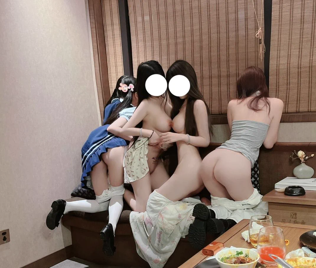 🍓今日看板娘
坐标：广州
🎀157cm 39kg 🐻36b
✨三坑小萝莉，无毛白🐯，三丶粉嫩，涩涩小博主，反差榨汁姬，🉑sm🉑露出🉑拍小视频，小姐妹多多🉑sf🉑多人运动

🚪88永久咨询看照，敬业滴滴
电报：https://t.co/HMSKHRwzxf
🛰️：mochacosno1  备用：mochano2
🐧：3855997858 https://t.co/bwa8zGmlNg
