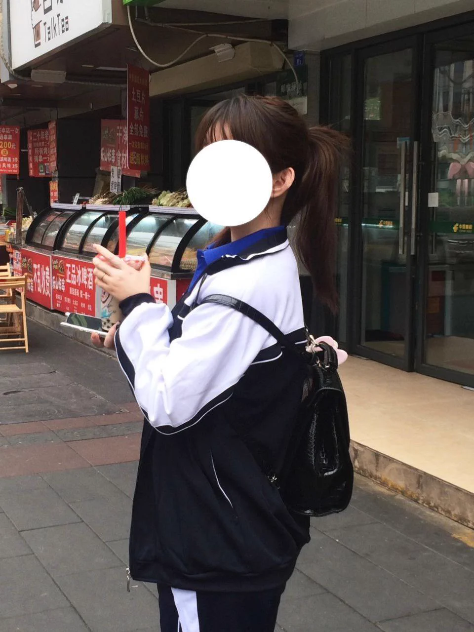 ⭐小娜宝旗下优质严选
成都 全国可🈳
169/100/B 0

❤️完美反差女友降临 主动活泼性格好  床下小女友床上小母🐶 肉欲蝴蝶b 紧💦多 微胖天花板 可私下解锁她反差的一面~

🎀门槛88zfb口令红包选妃 
 q: 946552147 
tg客服：https://t.co/xASSsFyLvj
看照选妃 :https://t.co/DkfqgSCPgT https://t.co/IyM4vsSbq1