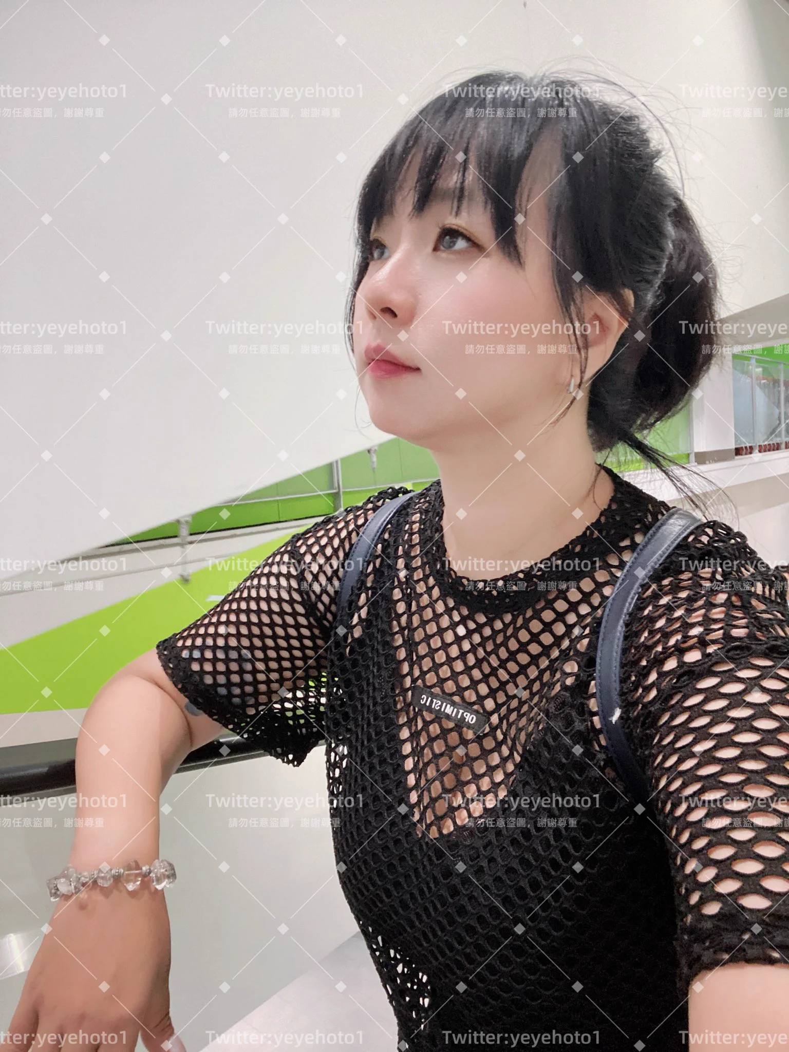 你相信
透過語言、文字、聲音、氣味、觸感
都是能共感我們的內在靈魂嗎？
從前的我覺得是很玄幻的東西
但隨著身體感知能力提升
察覺到這些能量的連結是存在的
#與身體對話
#找尋自己的道 
在這世界上我們都是渺小的
但不論多渺小都擁有專屬的能量及價值 https://t.co/5iZlmszhfs