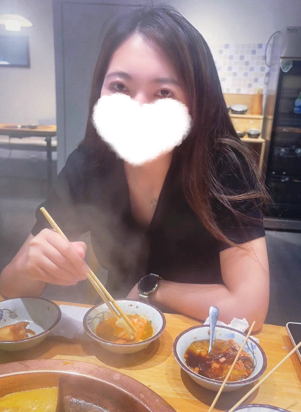 你们嫂子日常穿搭一点不性感
让她穿短裙套装搭配丝袜 
她说她有穿衣羞耻症
怎么反驳她比较好……😂 https://t.co/JtfeZ8d4iV