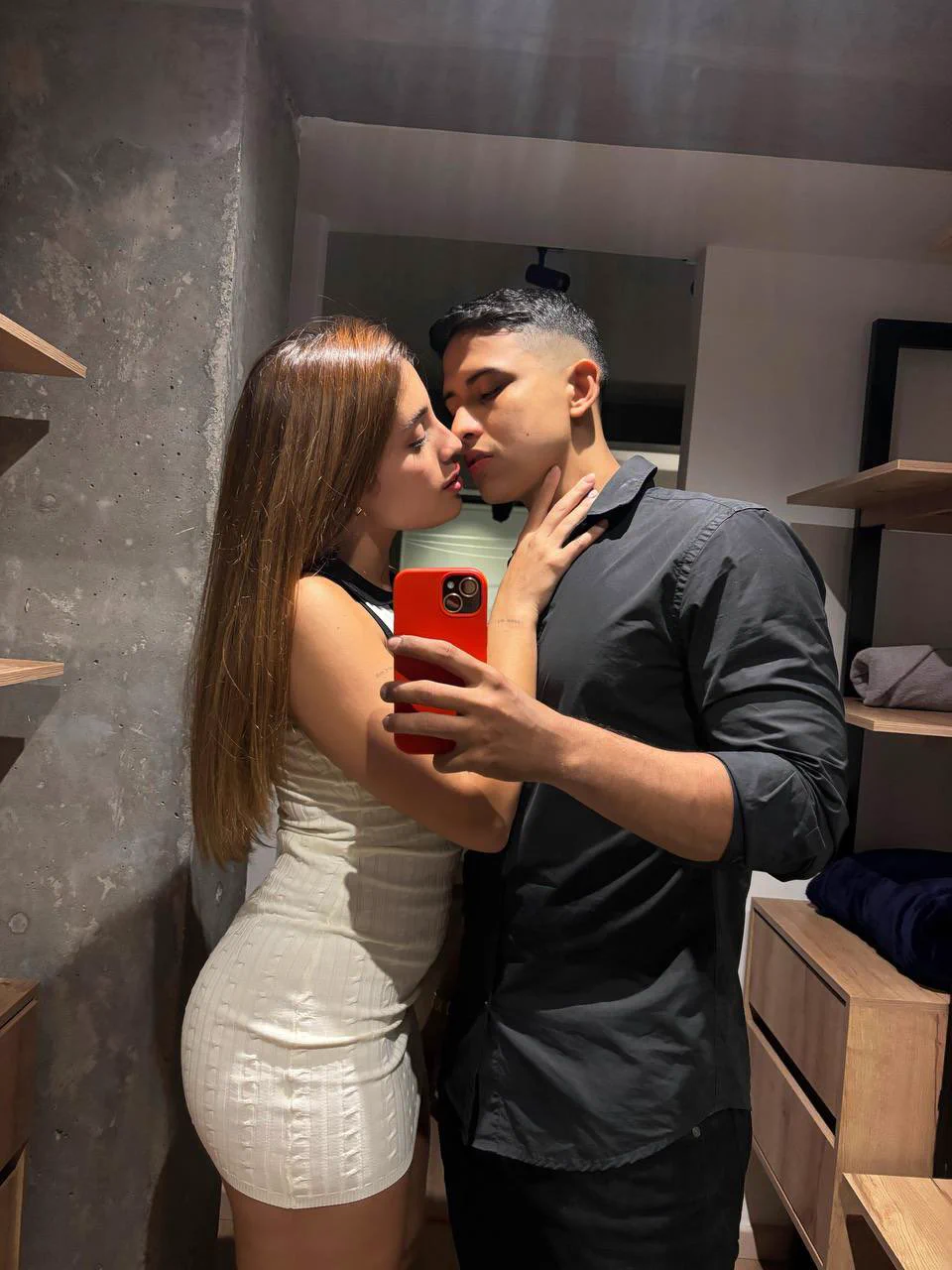 Que rico me follo 💦💦 https://t.co/9UecaGh46m