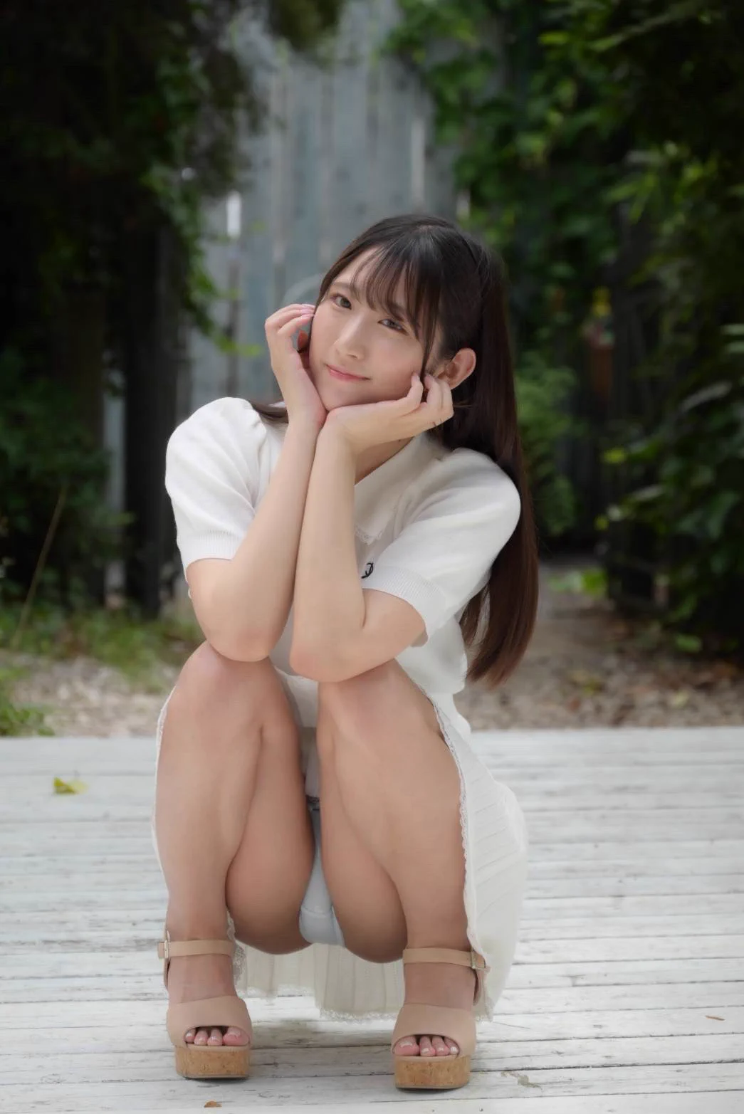 絶対領域…じゃない👀🎶 https://t.co/hmWiZ6x2YP