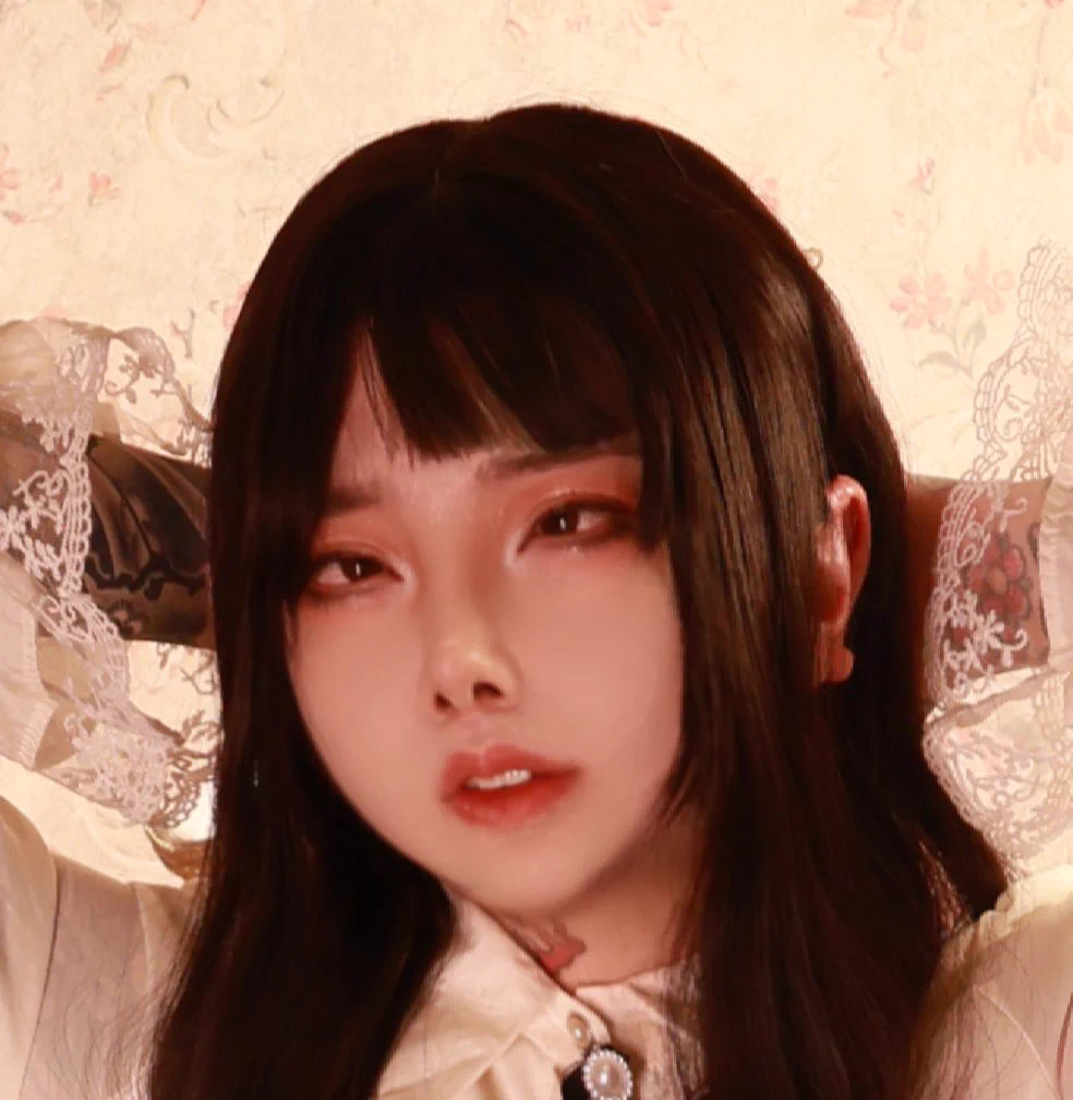 再也不带锁了，怎么越来越小了😭 https://t.co/eLCBaqKmm9