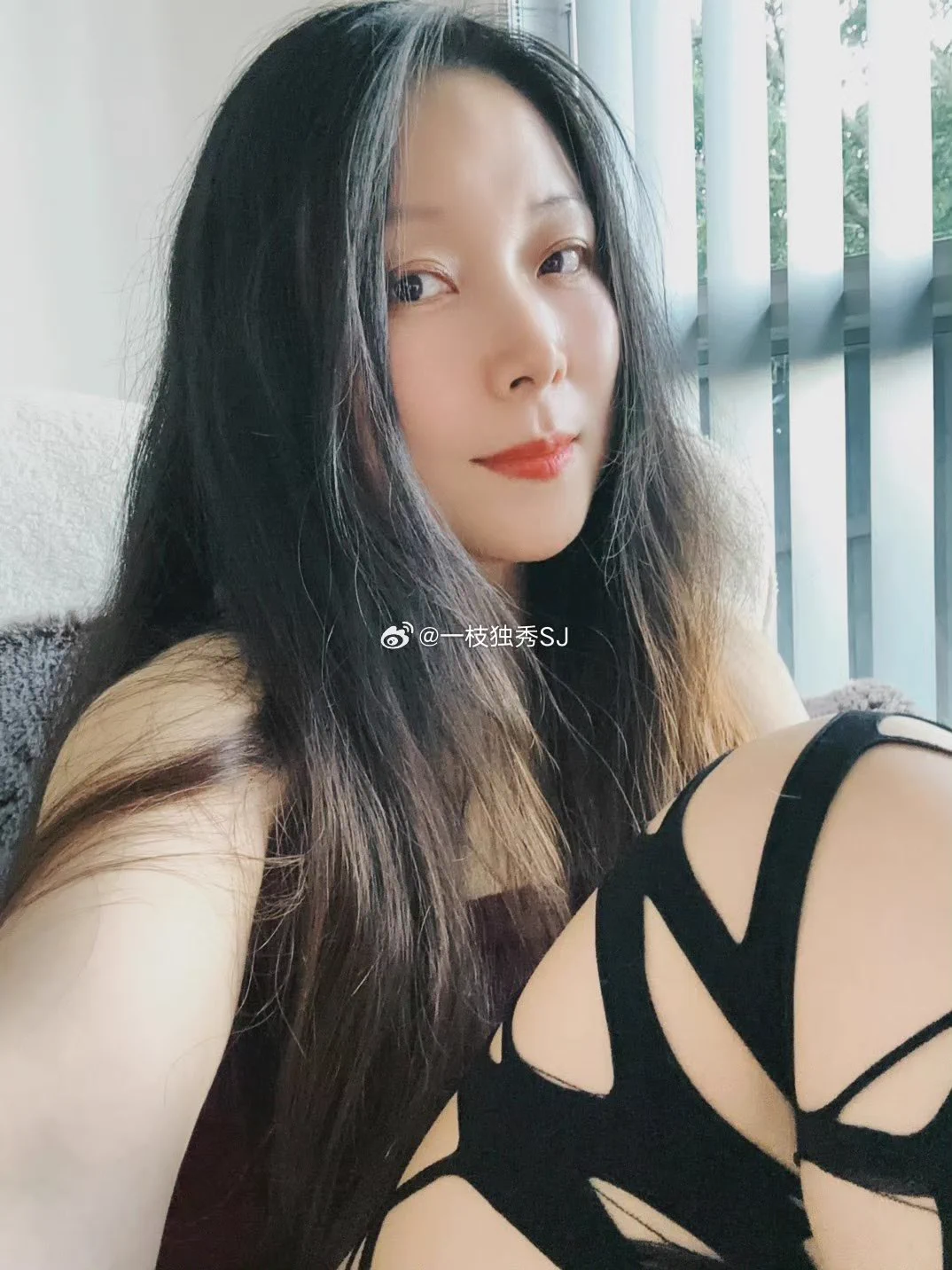 早。我好喜欢这张 https://t.co/pwOu9ejaqj