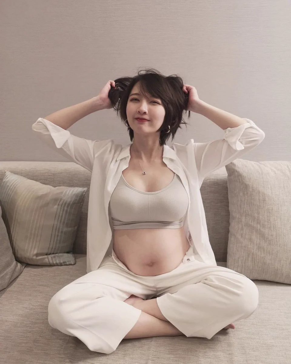 露出不止是癖好,只是想让你认识下反差的我。素质交友，约线下。#露出 #反差 https://t.co/QdOQqn6Lps