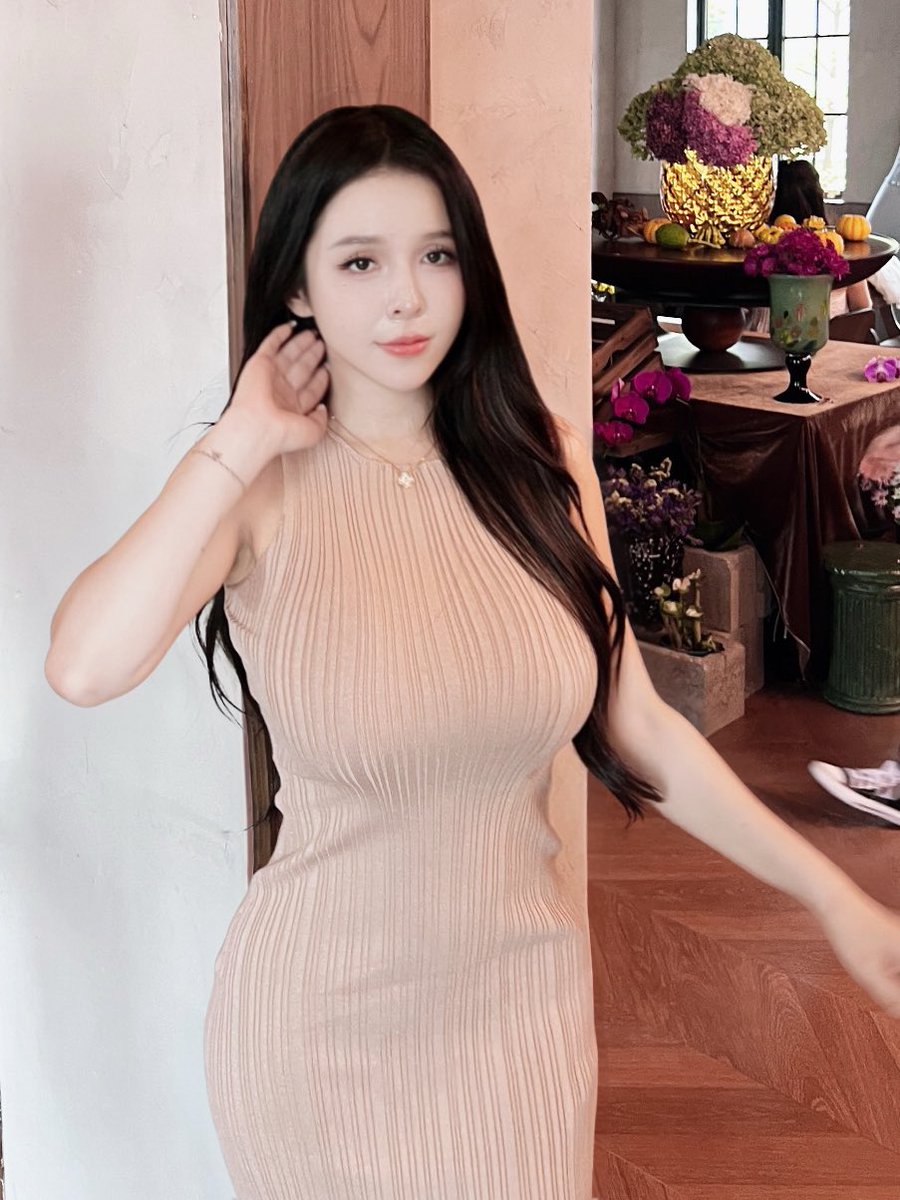 食物鏈的頂端是姐姐👧 https://t.co/M5XrUy4TMM