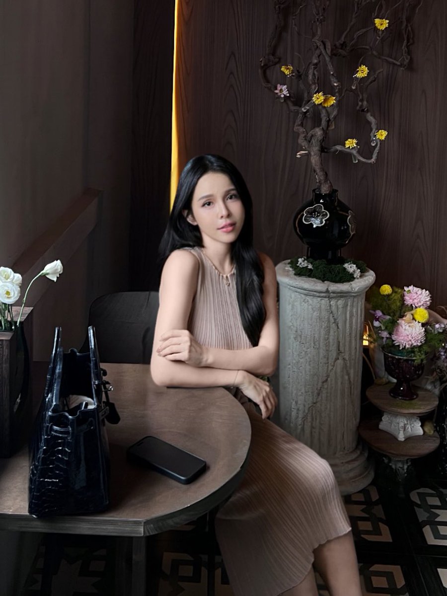 食物鏈的頂端是姐姐👧 https://t.co/M5XrUy4TMM