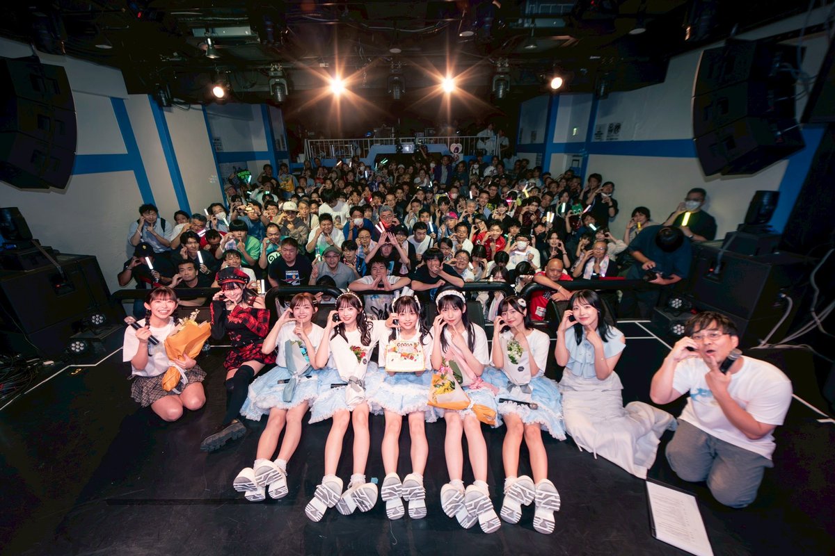 Chuu♡Cuteデビューライブ！
お越しくださった皆さんありがとうございました😭✨🩷
感極まりちゅう！！！！！！！！！！
これからChuu♡Cuteの応援よろしくお願いします！！！プロデューサーとして！！本当に本当に頑張ります！！
#ちゅーきゅーと
#ChuuCute https://t.co/ggjQVvlNUj