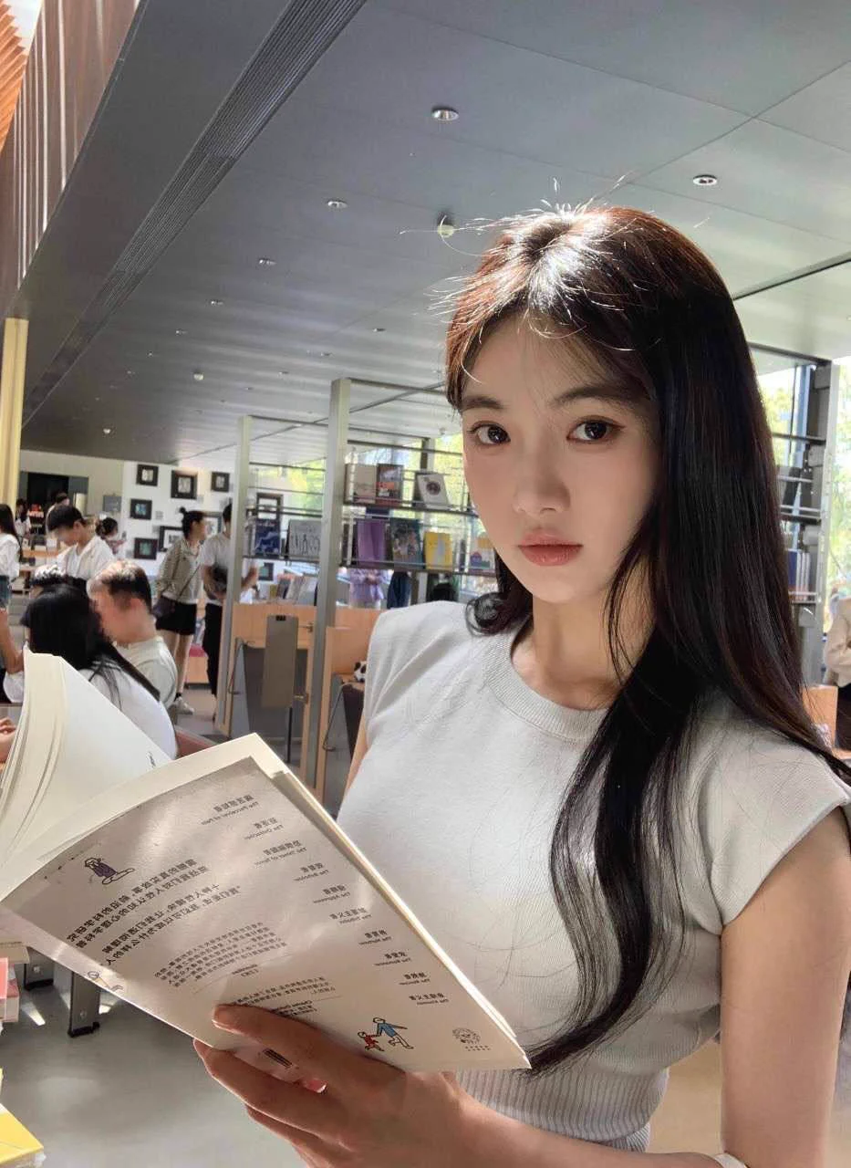 #上海  硬5🦜
上海学生有证🌟人 
𝐇𝐞𝐢𝐠𝐡𝐭身高/174
• 𝐁𝐮𝐬𝐭胸围/ 🐻C
• 𝐀𝐠𝐞年龄/ 真实03
高素质 性格温柔 不事不催  你的完美女友👄
第一次⬇️氵 很听话的👧🏻

🛰️：yjb123412
🐧：3559838033
看照门槛🚪100（永久有效）备注zfb口令🧧添加➕
✈️：https://t.co/ZMT9qaA7T4 https://t.co/KK8AgrfjyV