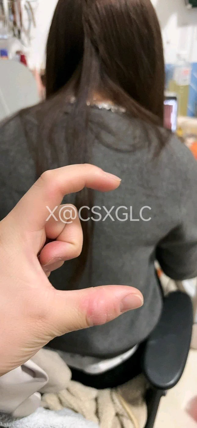 0512苏州夫妻，可三通，双插，捆绑，调教，狗链，乳夹，找腹肌帅单，有偿面付，可提供结婚证，加了不说话的勿扰。 https://t.co/W32VV1dFfF