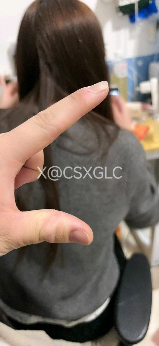 0512苏州夫妻，可三通，双插，捆绑，调教，狗链，乳夹，找腹肌帅单，有偿面付，可提供结婚证，加了不说话的勿扰。 https://t.co/W32VV1dFfF