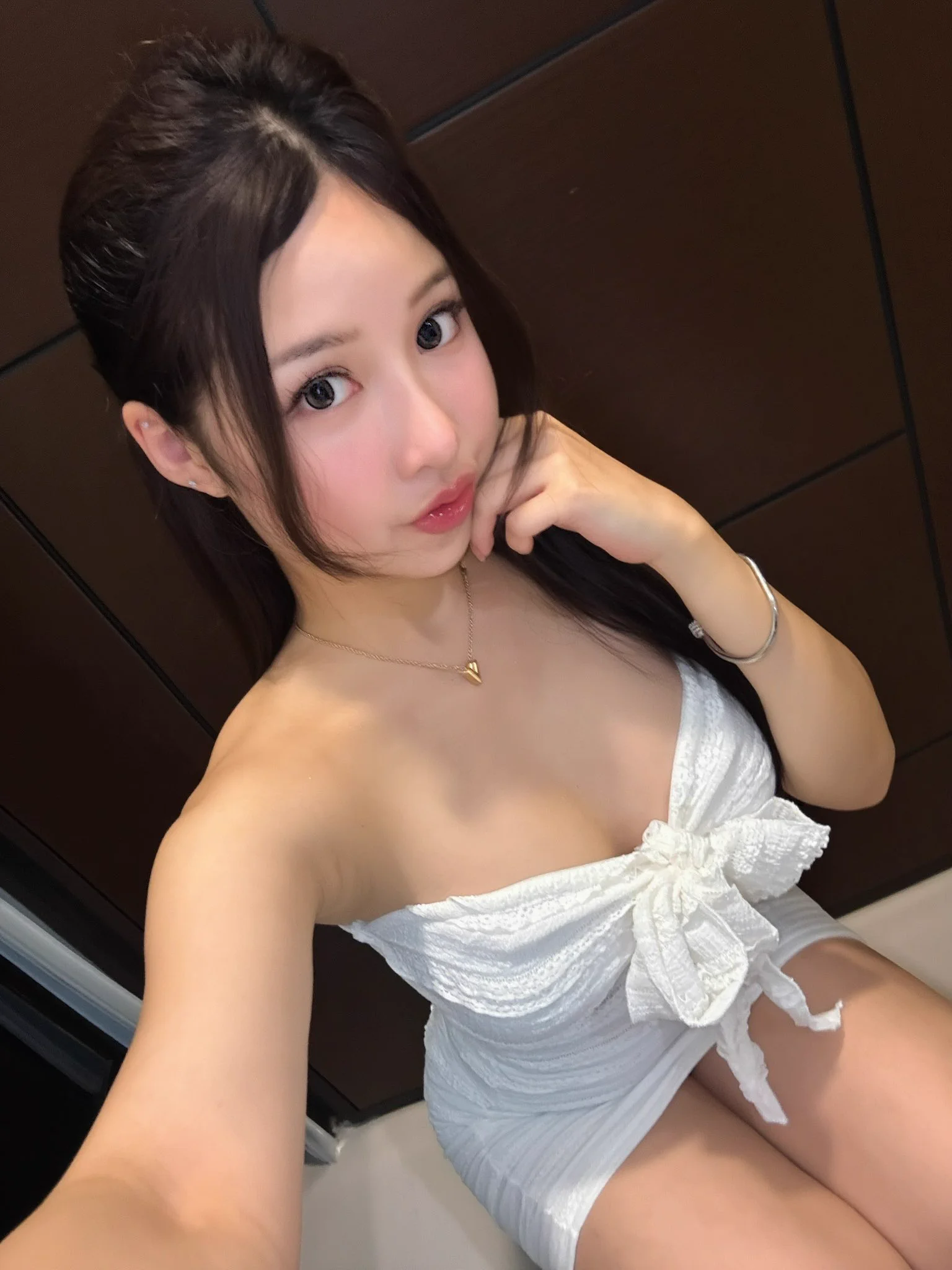 出門前🩷

先給北鼻確認 今天打扮美不美☺️ https://t.co/njMg2lTmP7