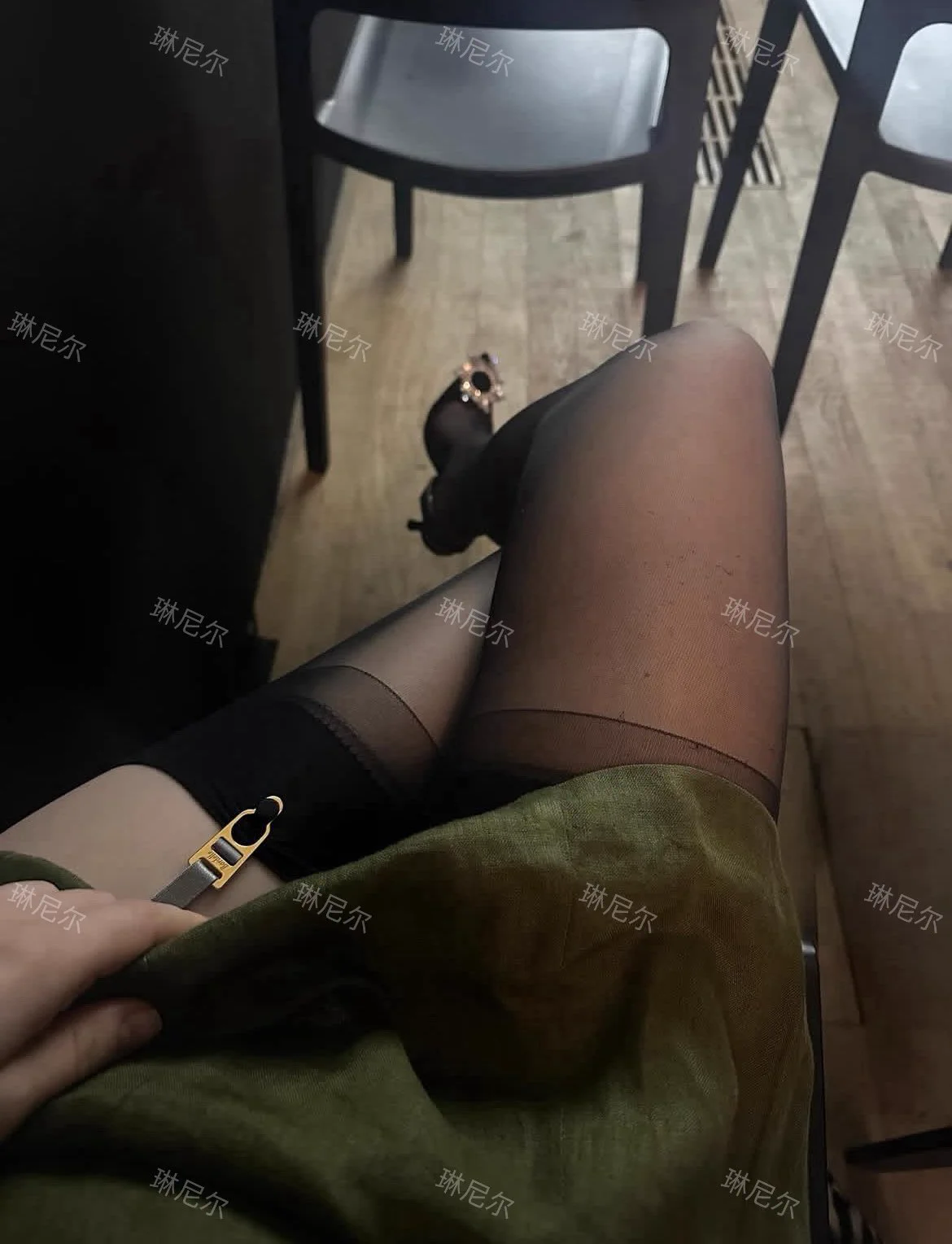 生活就像按摩 
刚开始很痛，按着按着就舒服了
人要学会享受 做个按摩放松一下
别让生活耗尽你的快乐
毕竟你还有诗和远方

预约🛰️：lliner0532

#青岛地区 #单男 #抓龙筋 #男士私密养护 #福利 #丝足

@007share 
@wqganenshi_
@tbzt2024 https://t.co/hFdQ0mDopK
