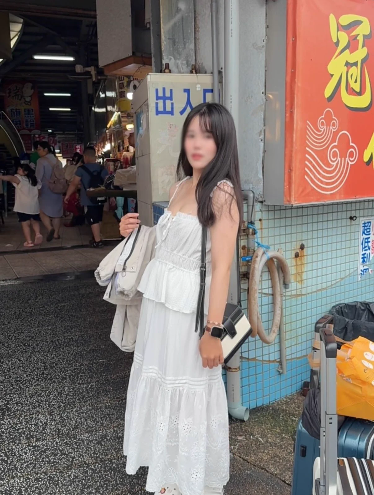 因為颱風小琉球沒有船船

去吃生魚片又回來了

小琉球訂的行程全額退費😅

馬上搭火車去台南玩 馬上訂台南飯店😆

狗狗要去台南啦～～～ https://t.co/7xGAmxUuAa
