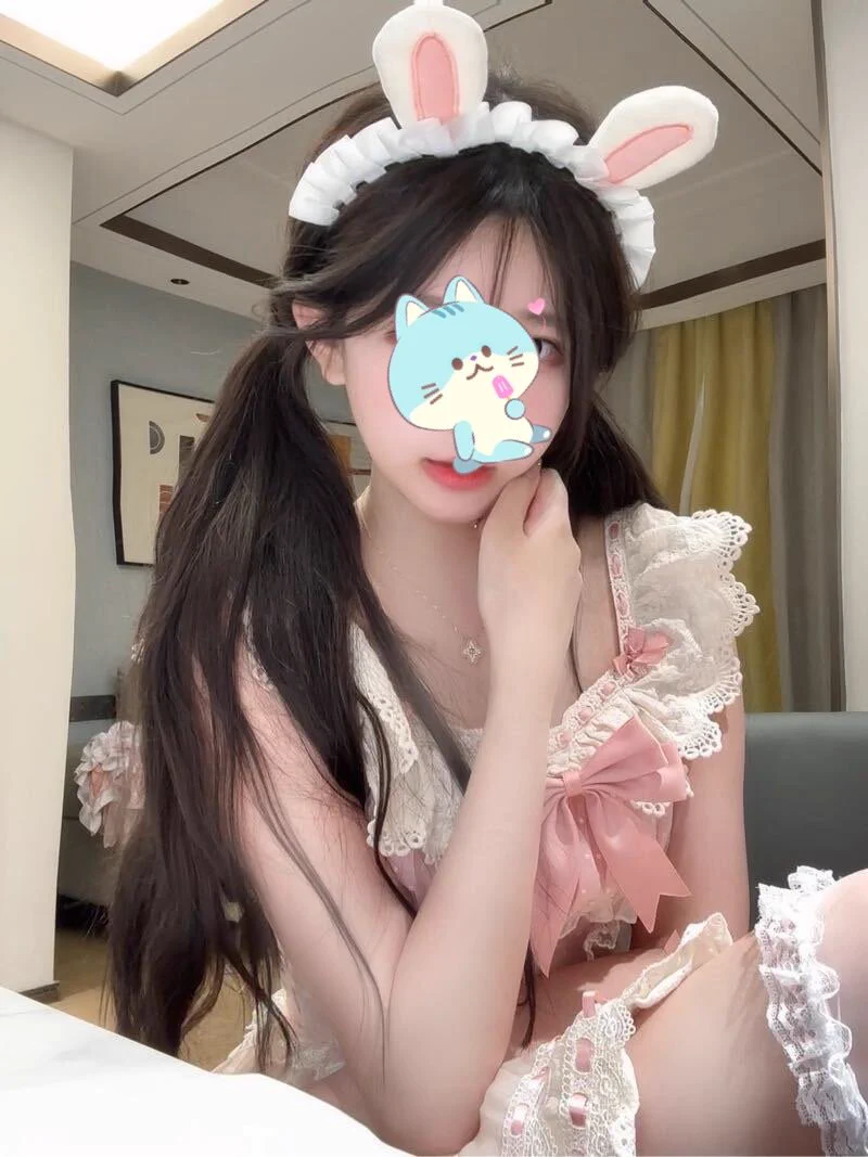 今日推荐🌟🌟🌟
🌸坐标：#深圳
🌸年龄：06
🌸身高：168
🌸体重：90
🌸🐻： C+
Jk萝莉，真实无整，可萝可御，人照无差所见即所得，纯天然小萌妹

Q🐧：1950043544
V🛰️：comeon979797

💖门槛88r开路（加我备注口令）💖
⚡@MaecMax @DaecMax @WaecMax等多位博主推荐，放心下单⚡
https://t.co/G6IYiYrPmB https://t.co/8JlVt9gS6L