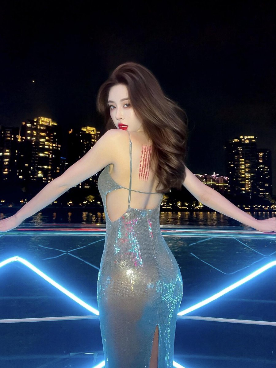 满足臀控的一切幻想 https://t.co/IxQT8csiyN