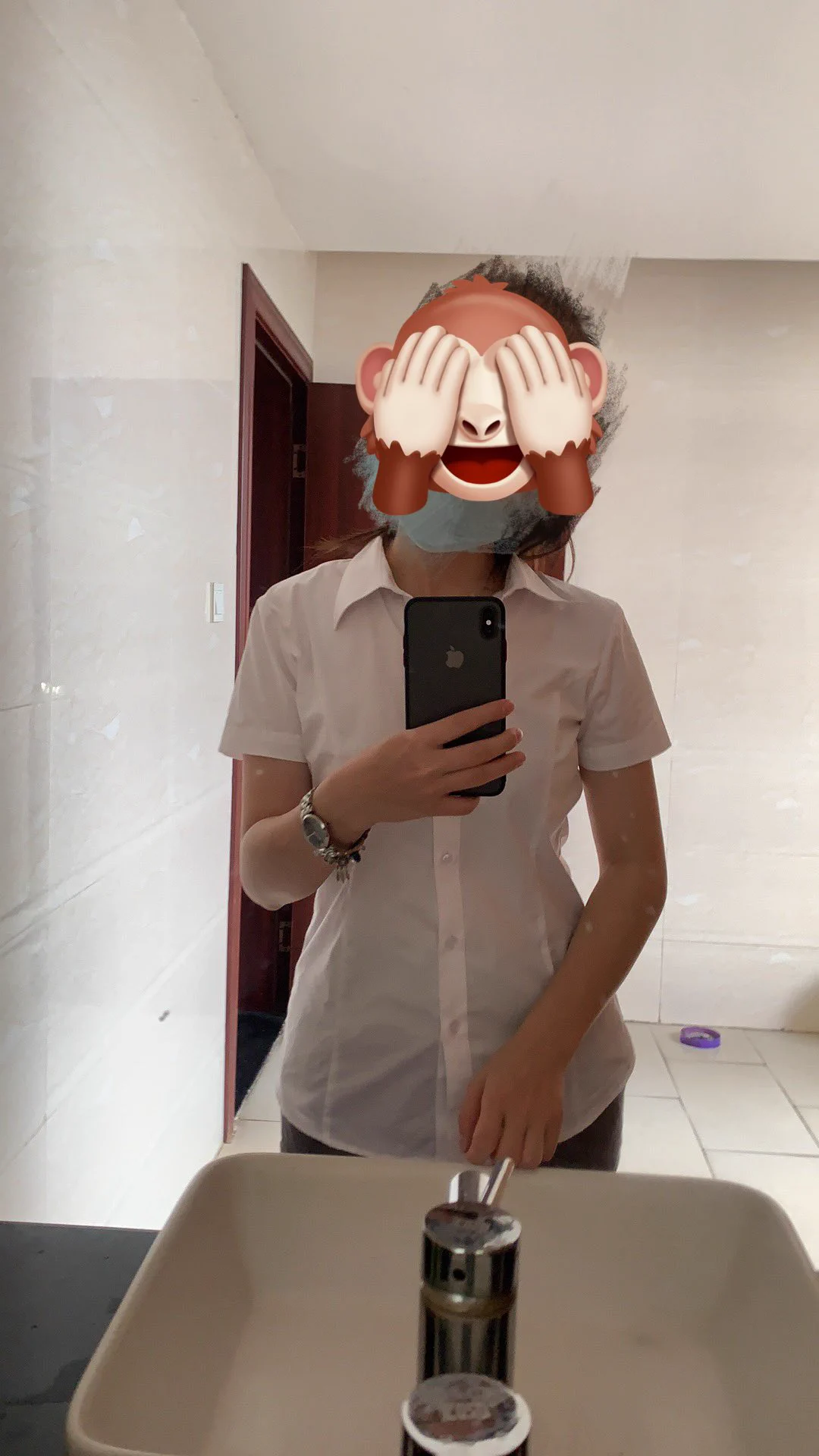 睡懒觉迟到忘记化妆的小晴ρʕ•̫͡•ʔϠ，在厕所化妆顺便搞黄色🌚
@luchu888 https://t.co/QUJCJ4Bxgl