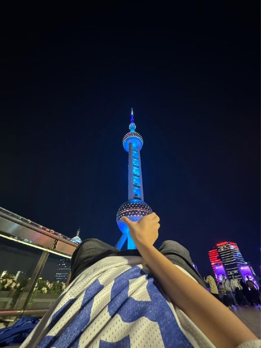 沪✌冲击 https://t.co/APrnH6d2Us