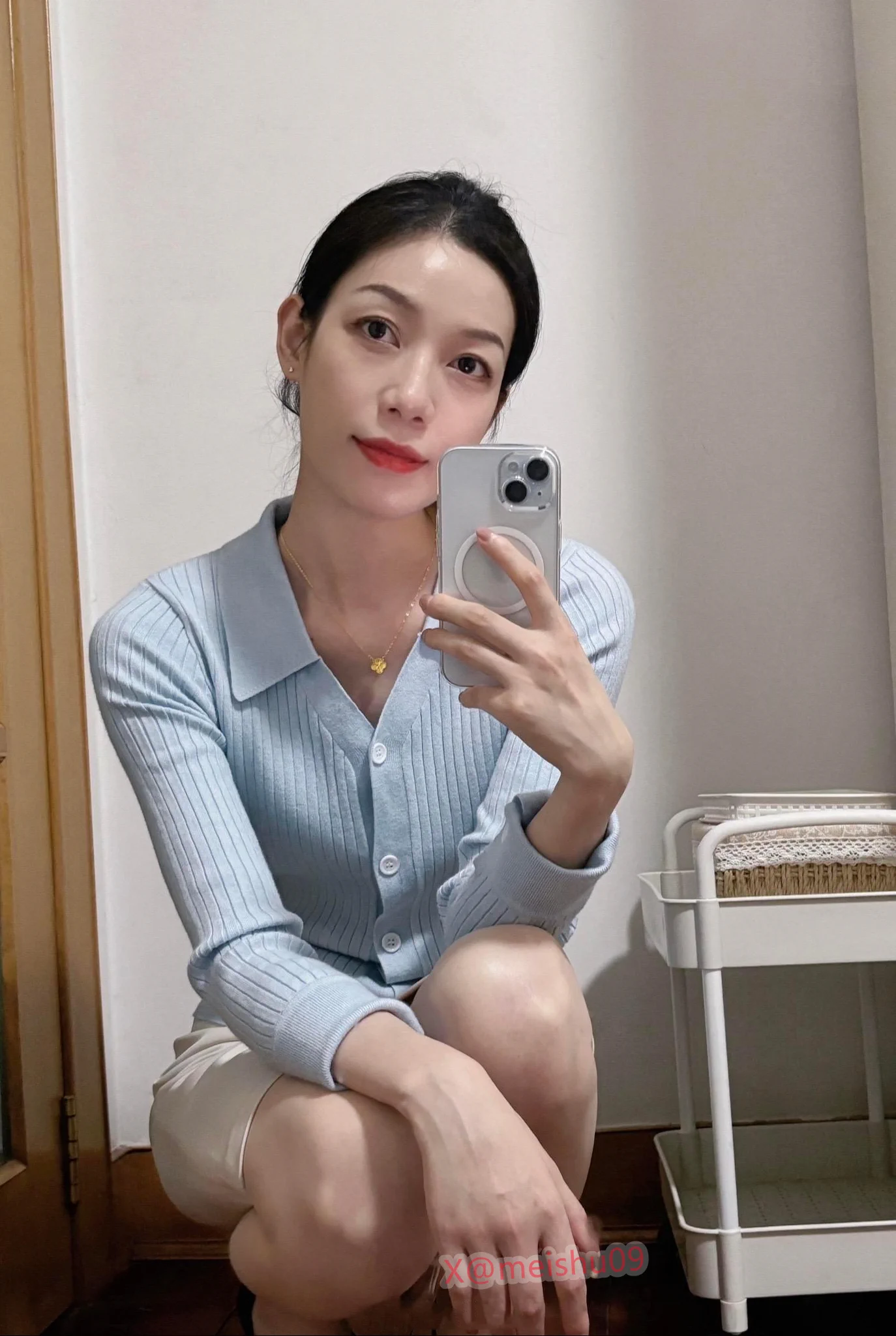 水嫩的阿姨 这不比大学生差吧😌 https://t.co/n5DNqI6cVq