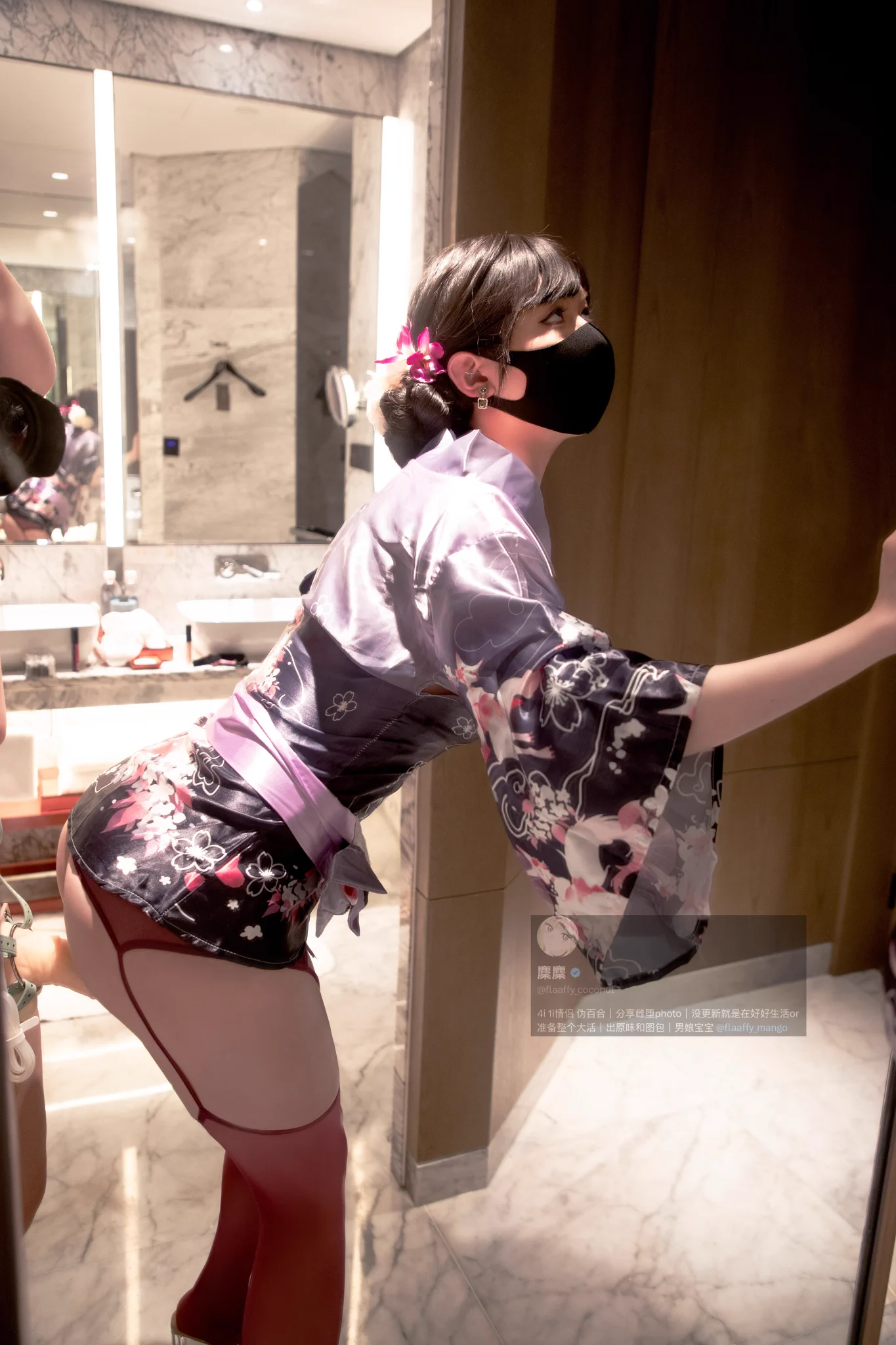“诶你听说了吗 隔壁女寝的校花夜里总是传来很大的淫叫声诶”

“麇麇？听人说每天在外面倒贴大鸡巴的人诶 你看那骚婊子扭挎的样子 估计现在的屁穴早就可以轻松吞入一根手臂了吧” https://t.co/0dJMLjnbDt