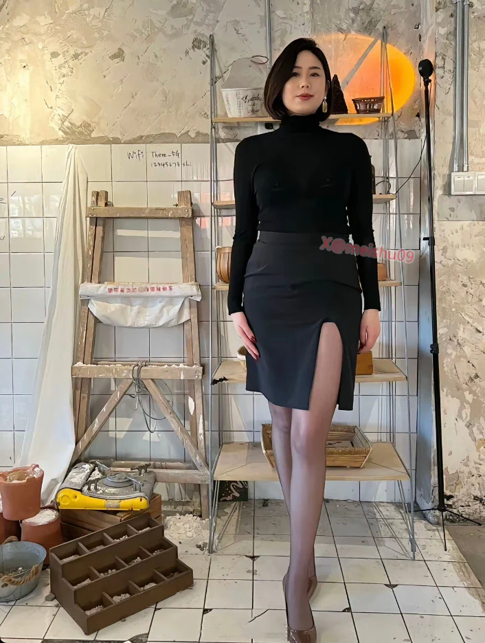 至于冗杂的感情，往后就只奉行那句：“我用真心待你，但不执着于你。活在缘分中，而非关系里。 https://t.co/yvEZAxyoHf