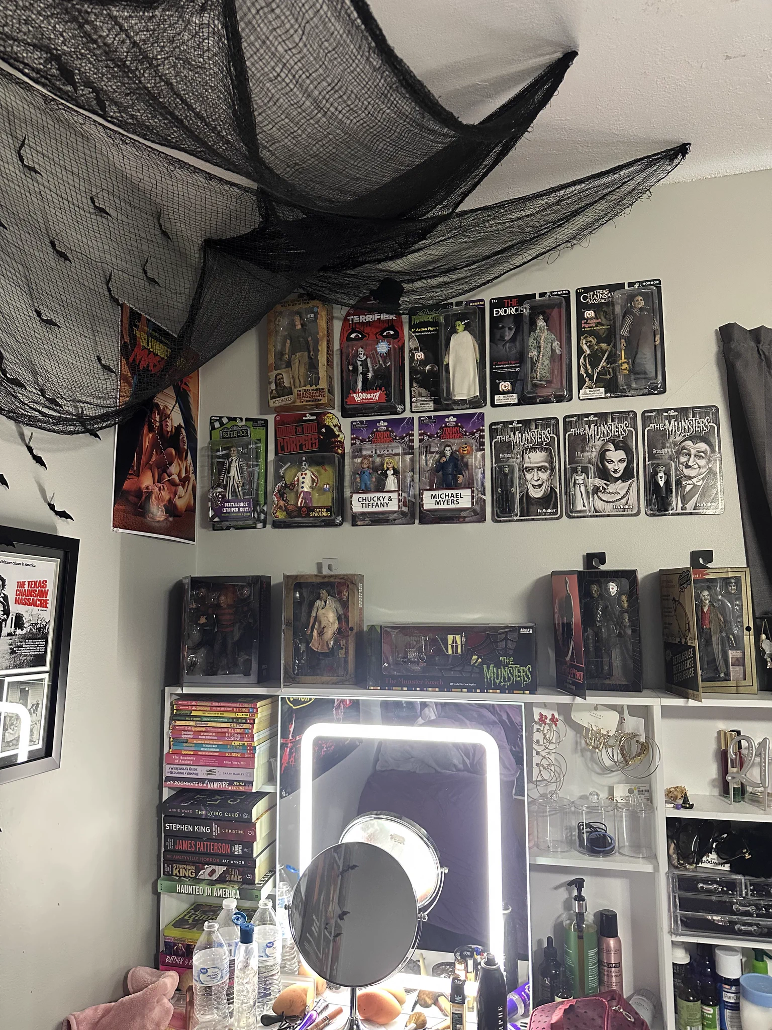 I love love love my lair https://t.co/2qg9k5fDyr