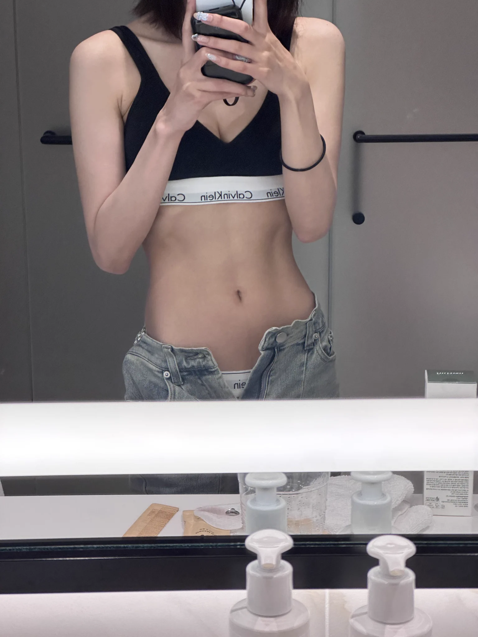 腹筋。 https://t.co/YpsXcjTr3U
