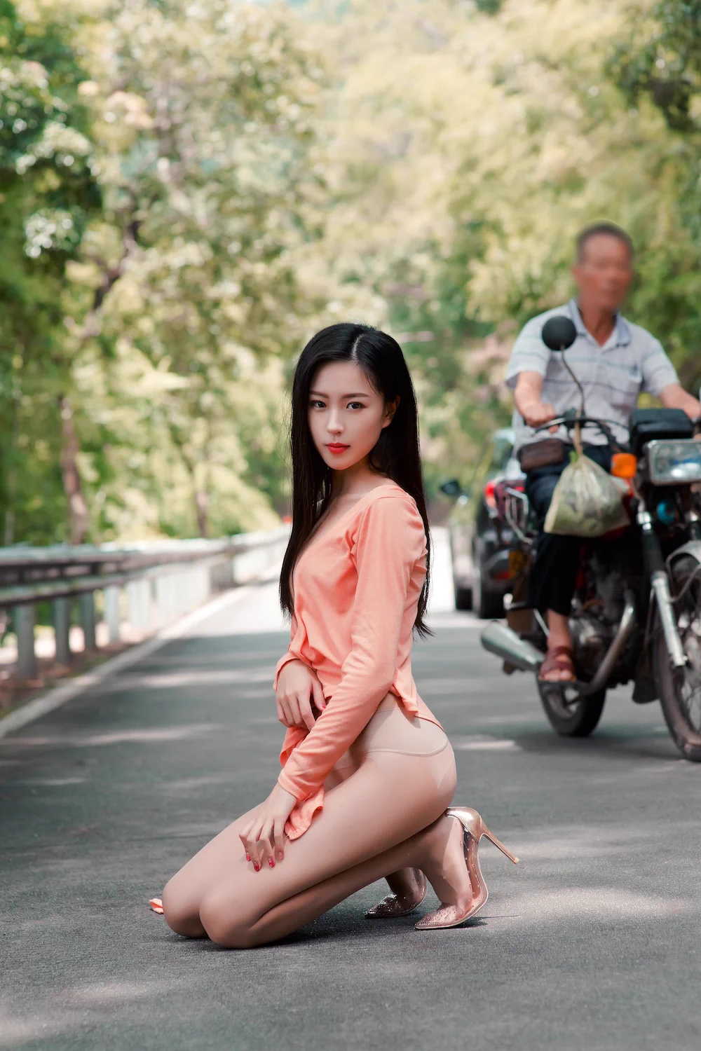 #免费资源 国模【小子怡/杨子嫣】5套大尺度户外露出套图 【1108P/2V/2.88G】，进电报群免费获取：https://t.co/b4dqzsZ4lK……………

@wqganenshi_
@euteeeee
@Haosehou
@007share https://t.co/T4Je9uPQxA